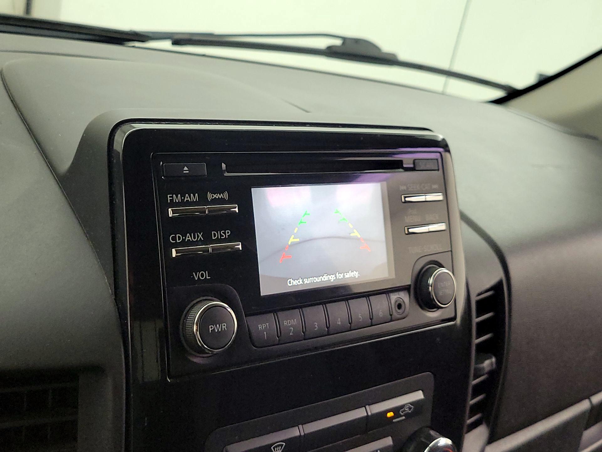 Thumbnail: 2014 Nissan Titan - 14