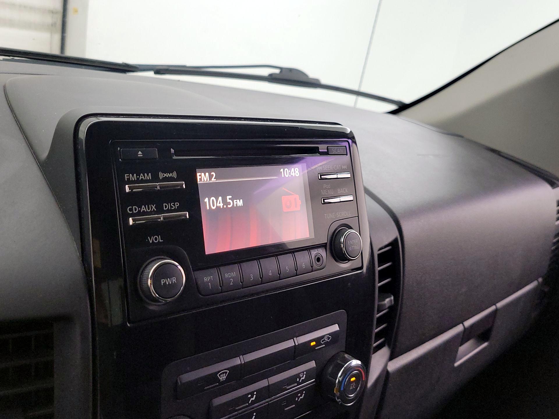 Thumbnail: 2014 Nissan Titan - 15