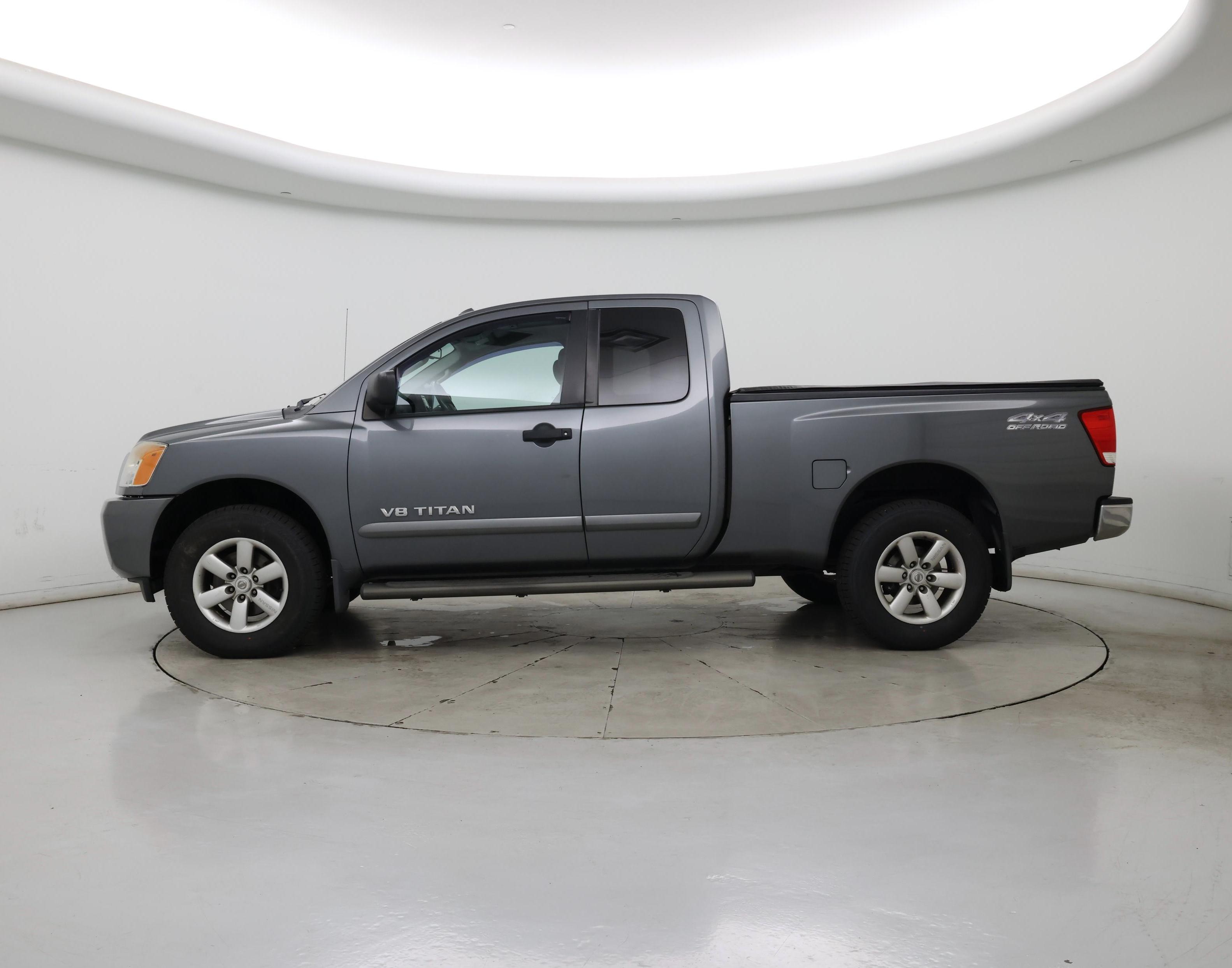 Thumbnail: 2014 Nissan Titan - 3