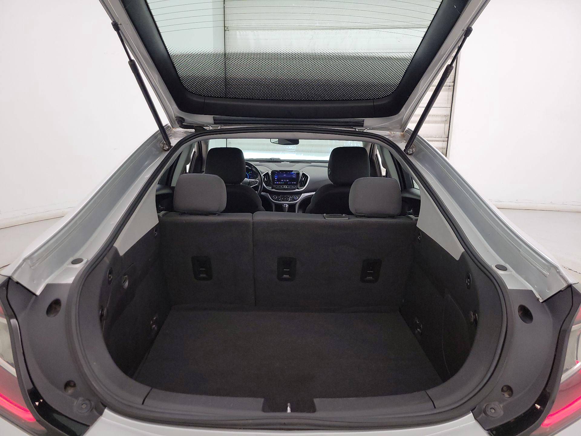 Thumbnail: 2019 Chevrolet Volt - 20