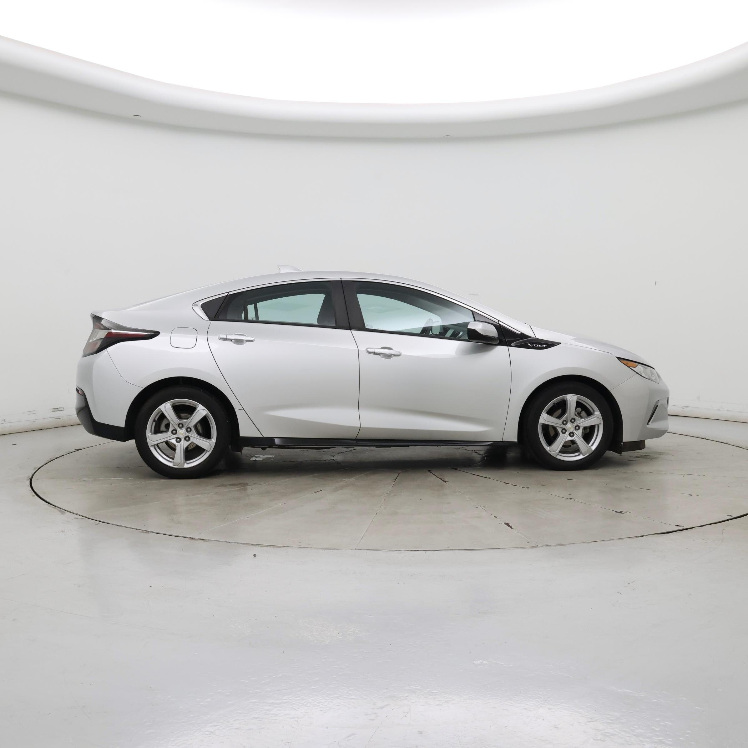 Thumbnail: 2019 Chevrolet Volt - 7