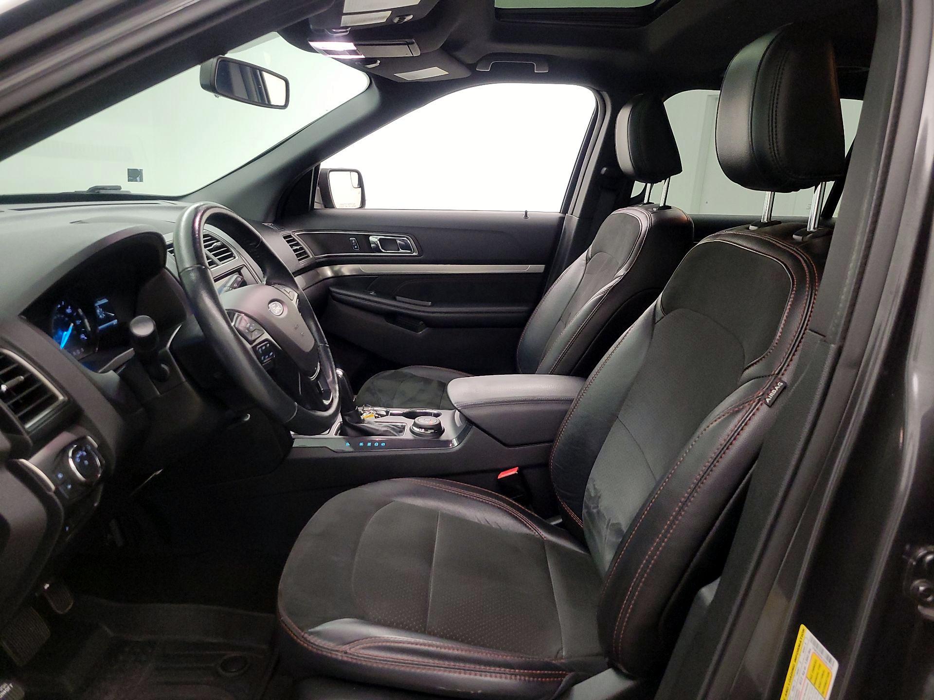 Thumbnail: 2018 Ford Explorer - 11