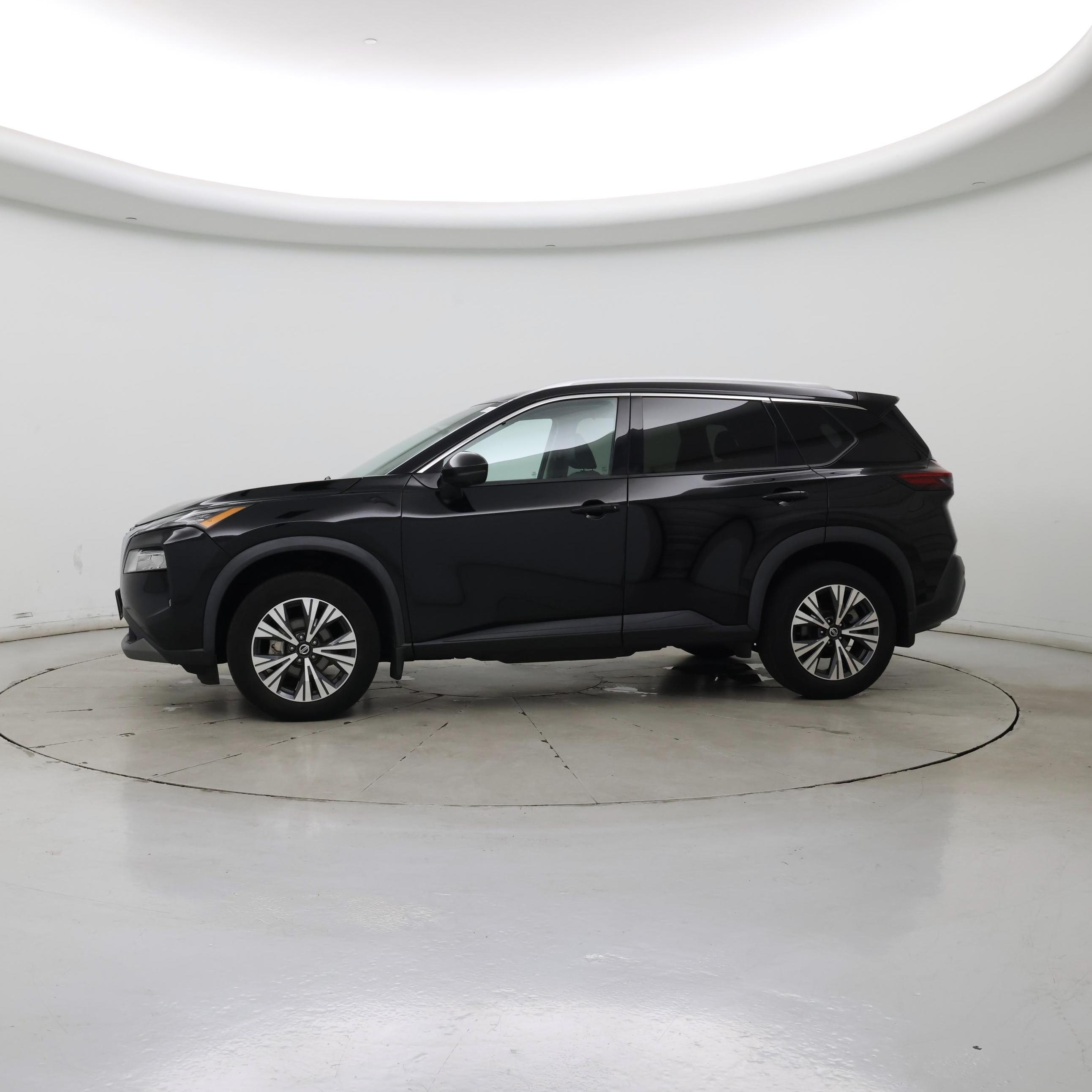 Thumbnail: 2021 Nissan Rogue - 3