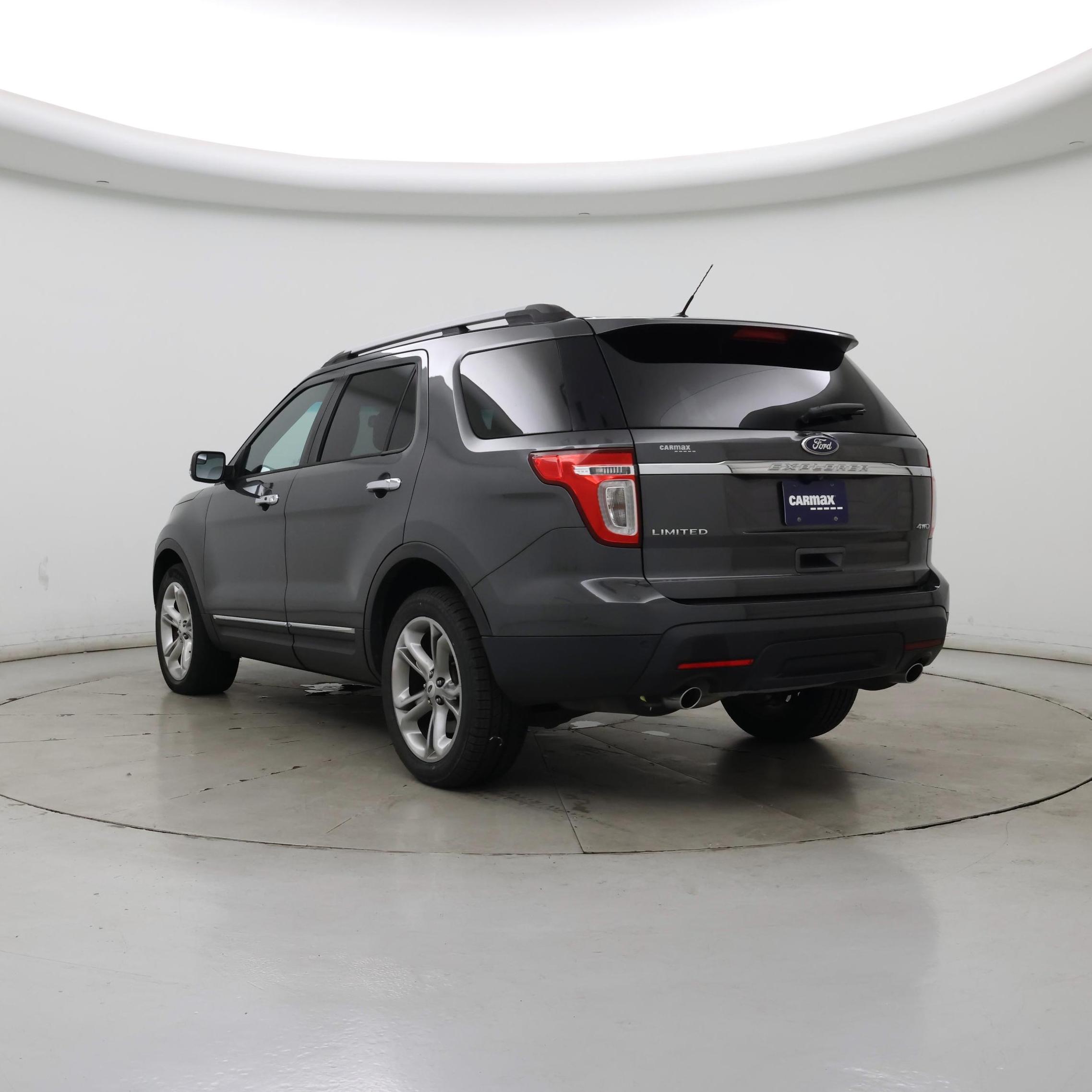 Thumbnail: 2015 Ford Explorer - 2
