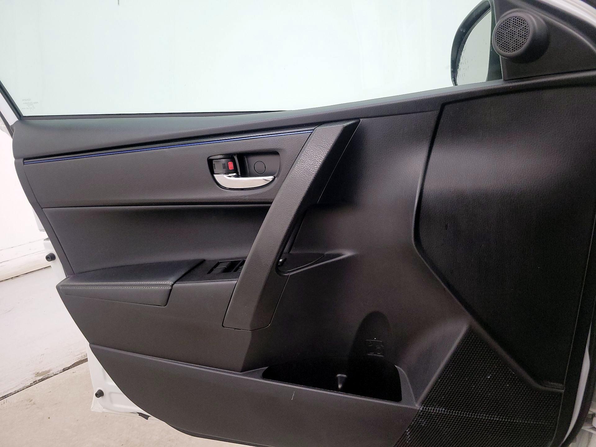 Thumbnail: 2019 Toyota Corolla - 12