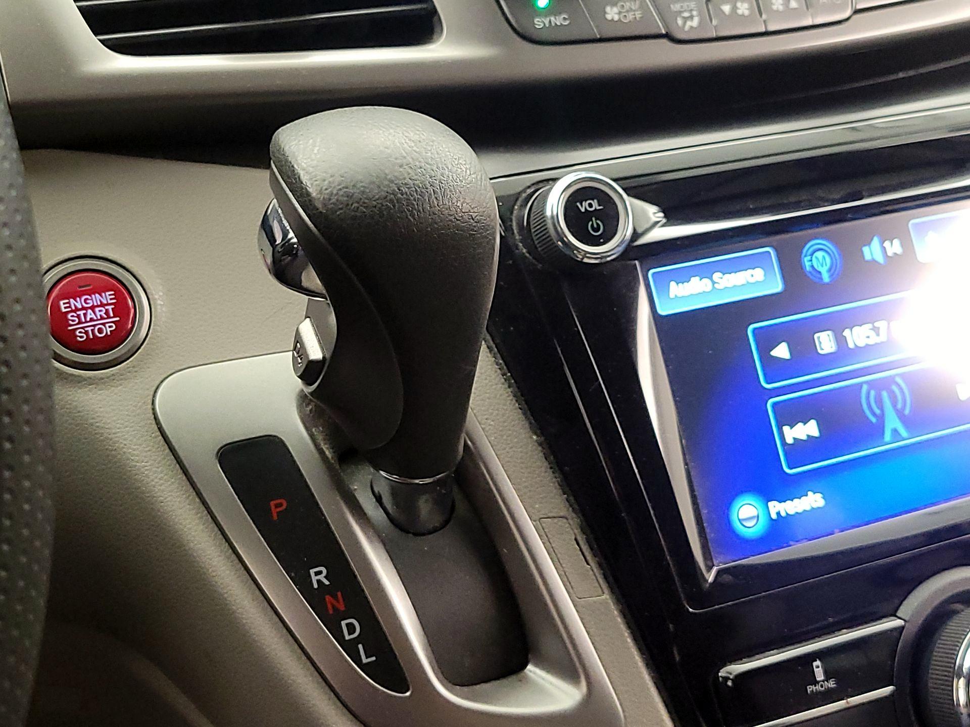Thumbnail: 2016 Honda Odyssey - 17
