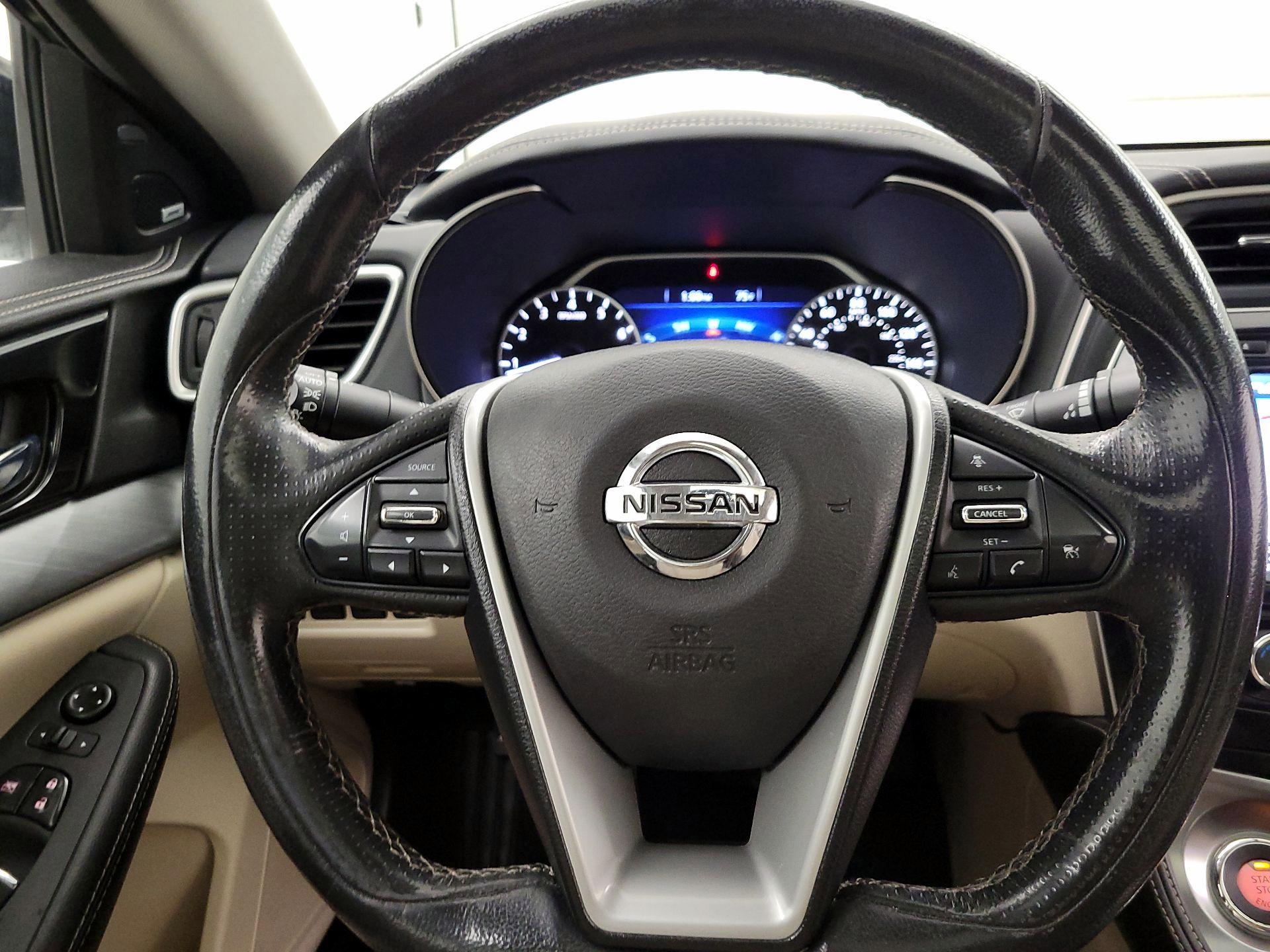 Thumbnail: 2017 Nissan Maxima - 10