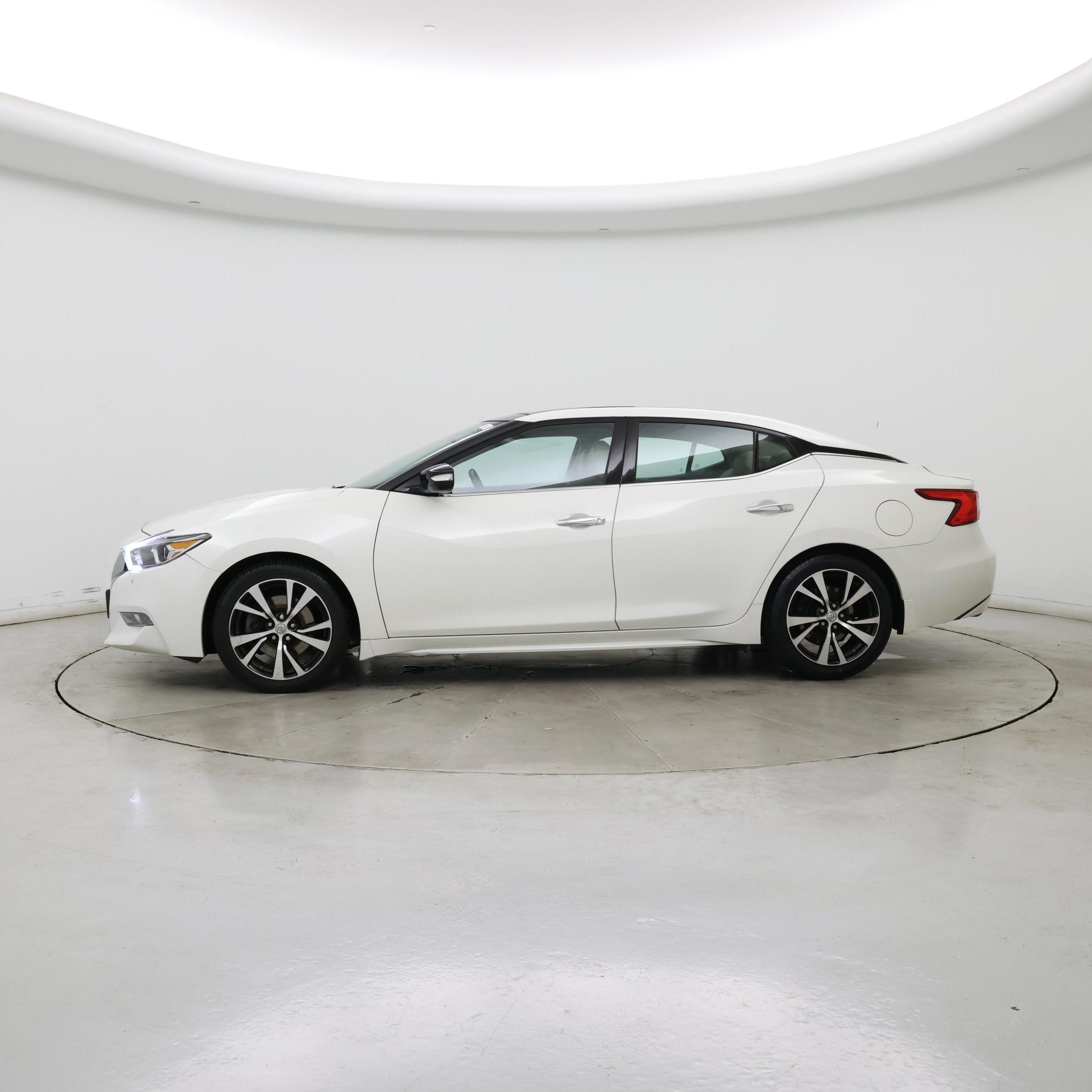 Thumbnail: 2017 Nissan Maxima - 3