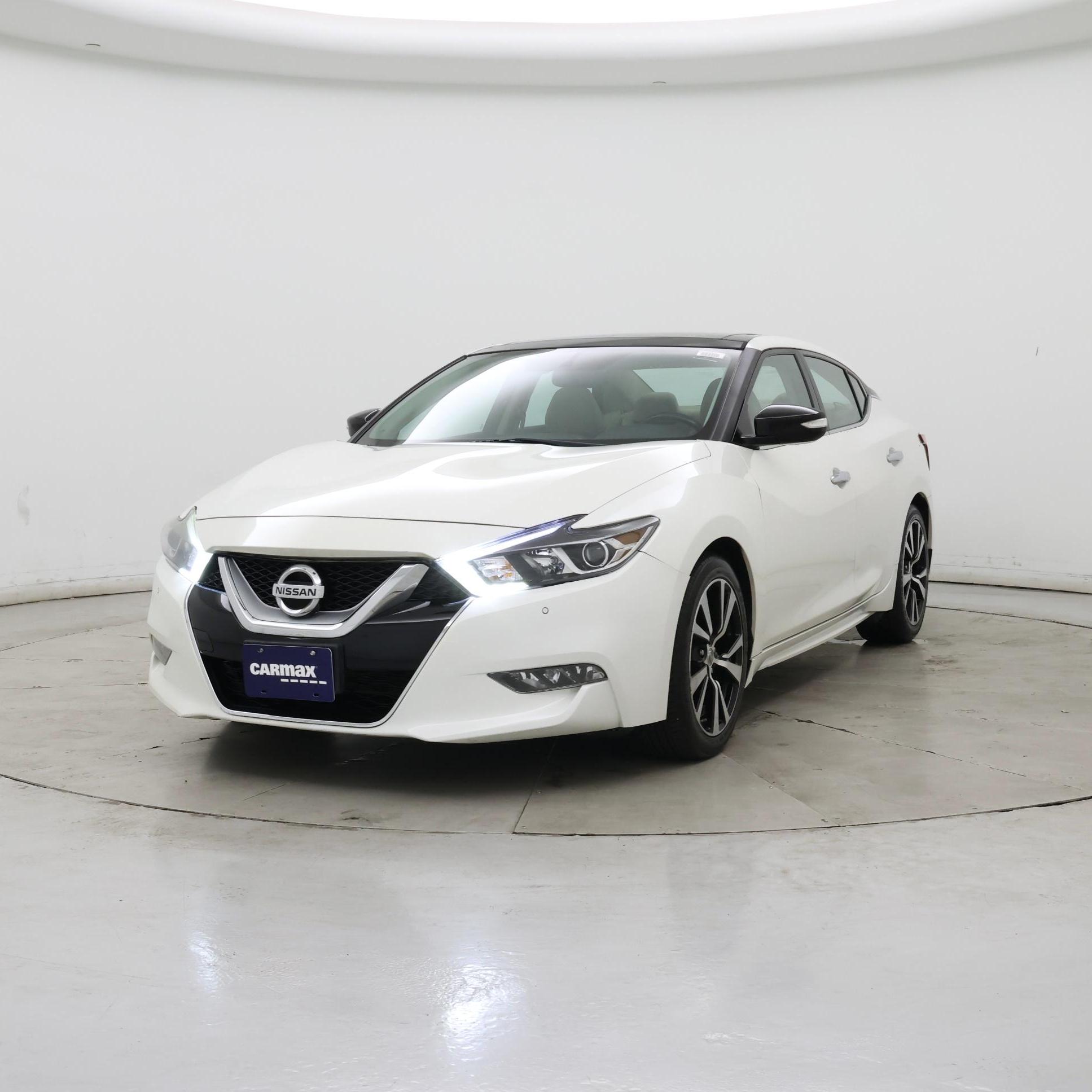 Thumbnail: 2017 Nissan Maxima - 4