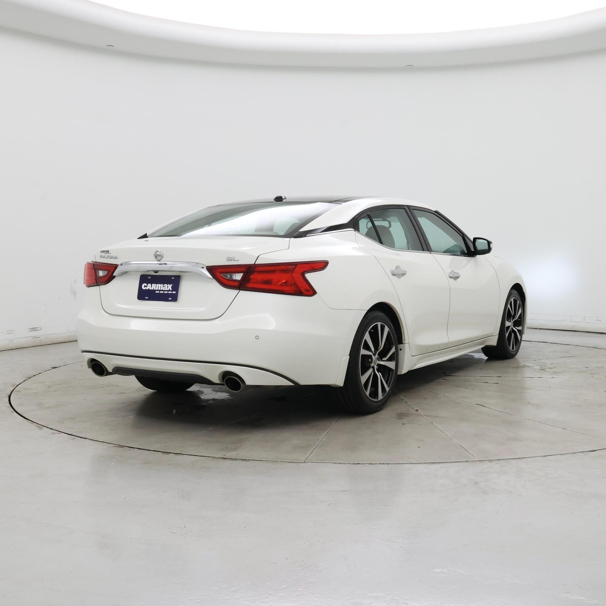Thumbnail: 2017 Nissan Maxima - 8