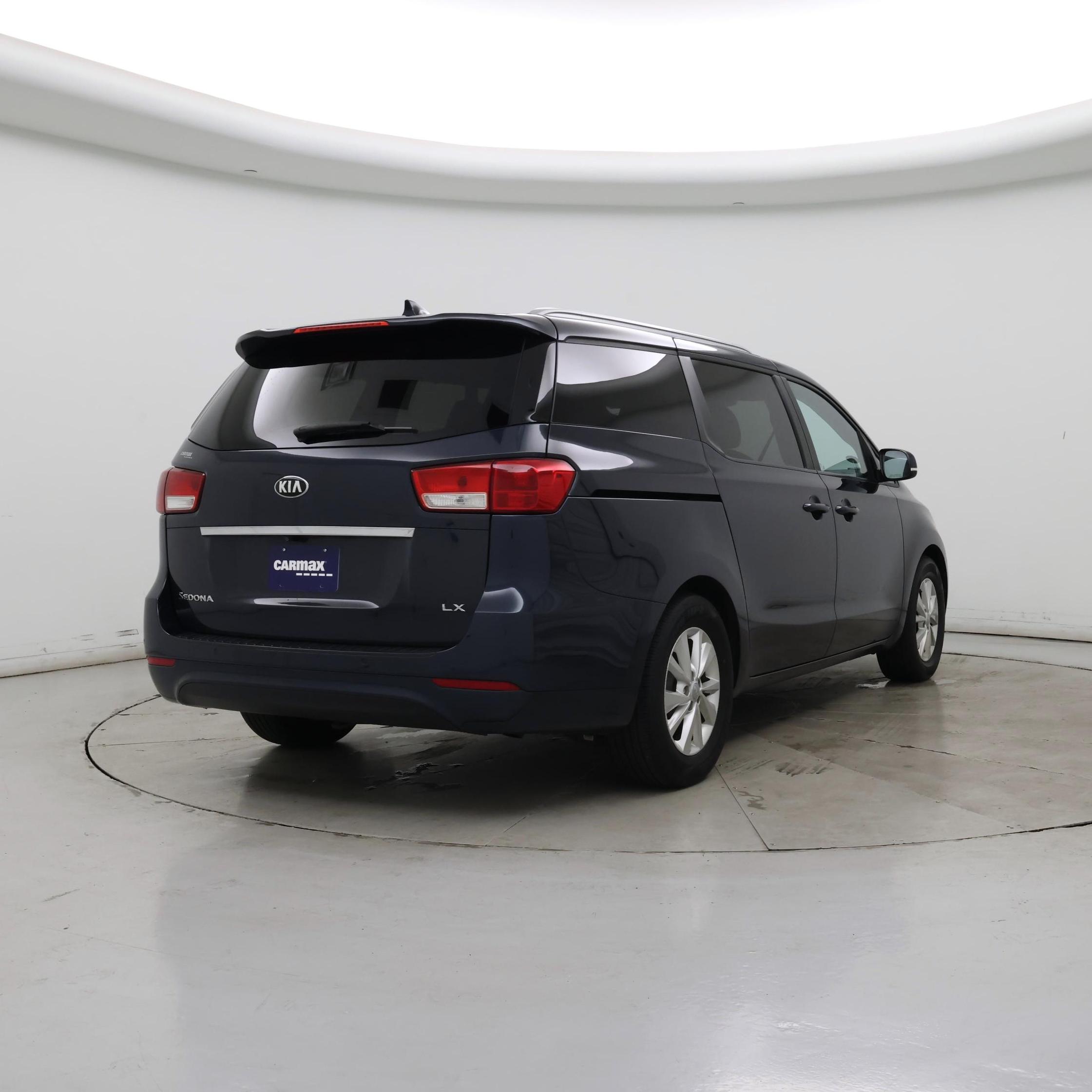 Thumbnail: 2016 Kia Sedona - 8