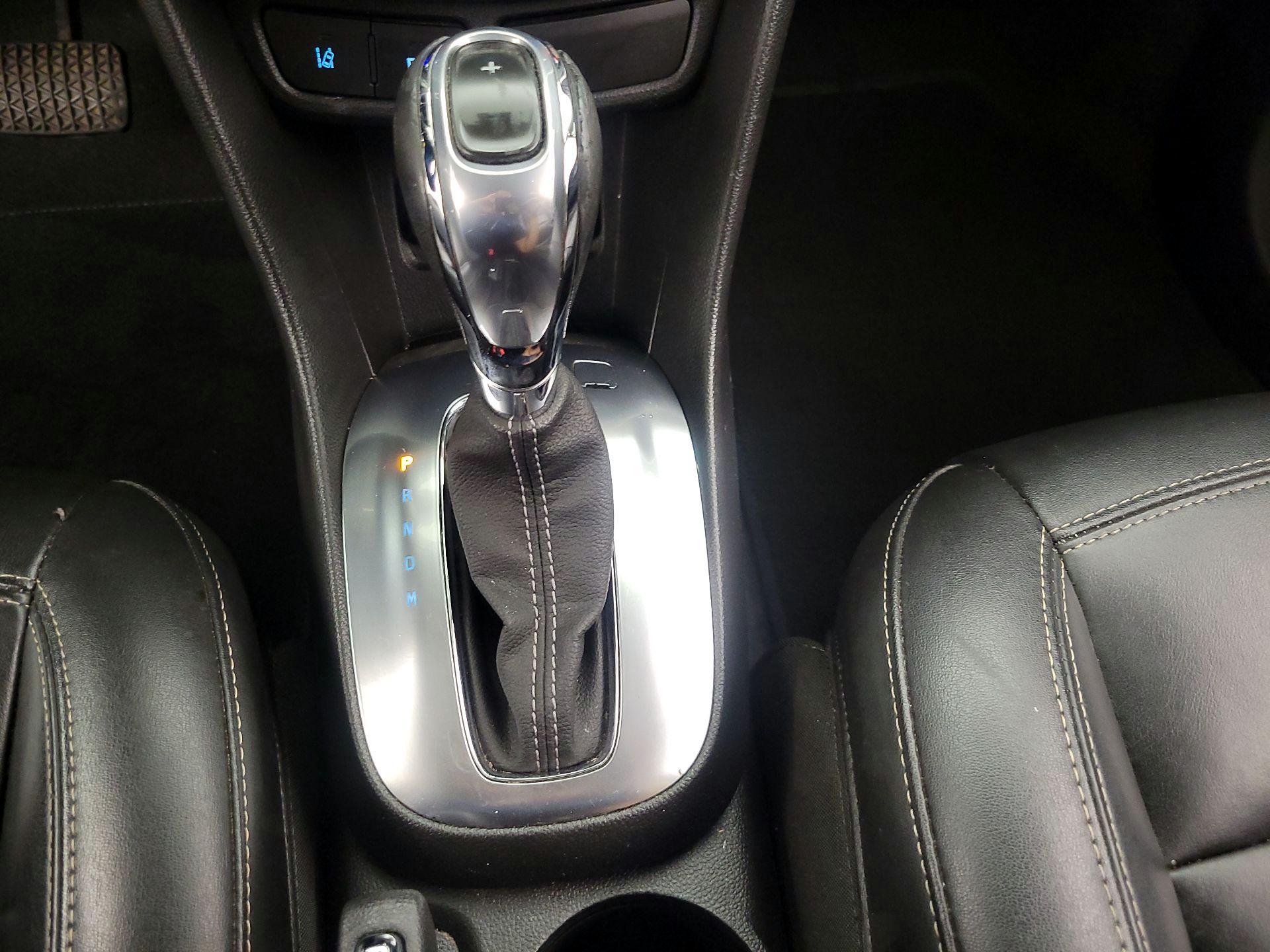 Thumbnail: 2015 Buick Encore - 18