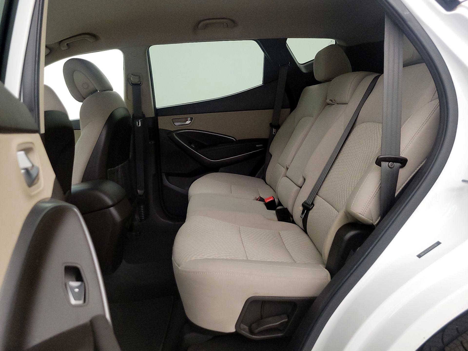 Thumbnail: 2017 Hyundai Santa Fe - 20