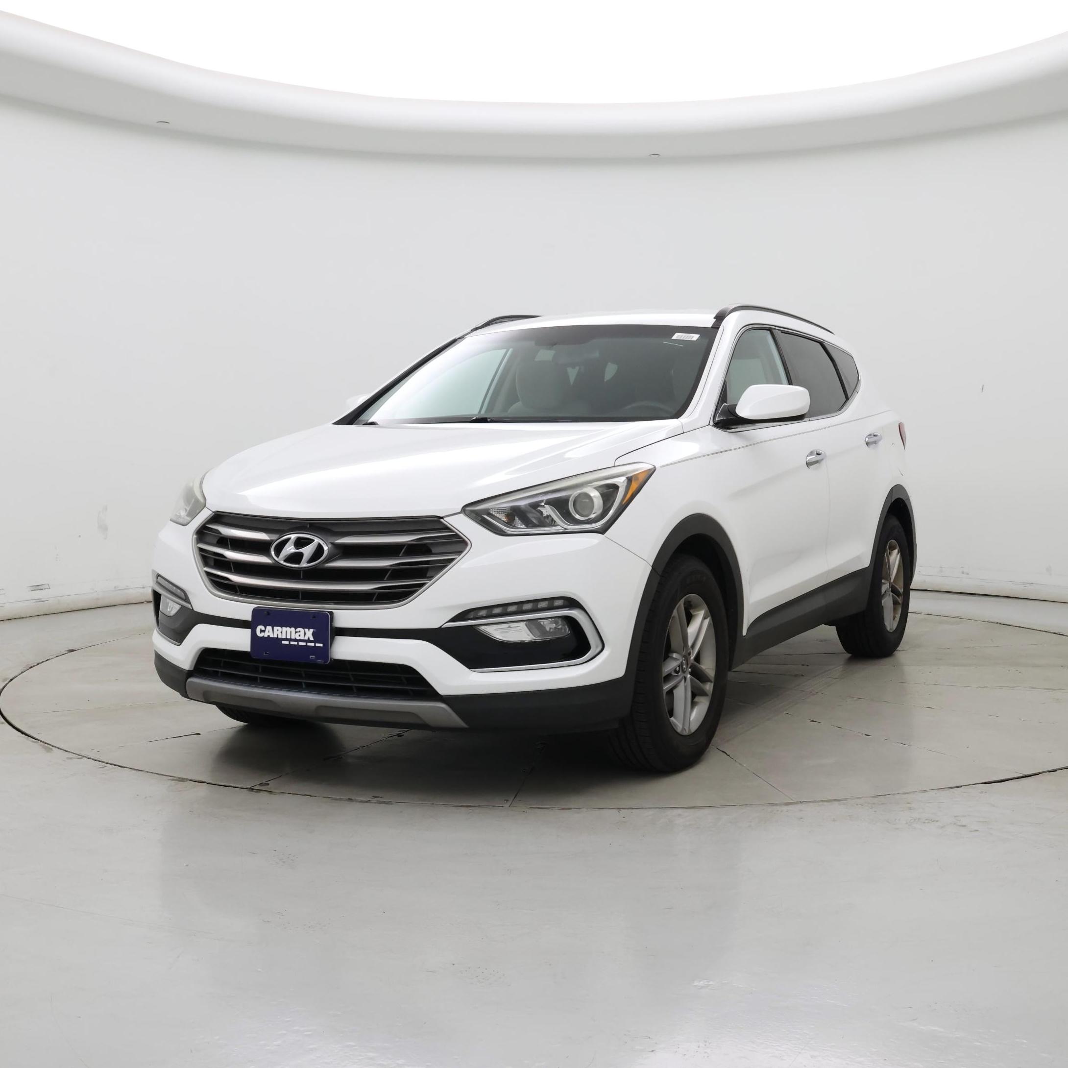 Thumbnail: 2017 Hyundai Santa Fe - 4