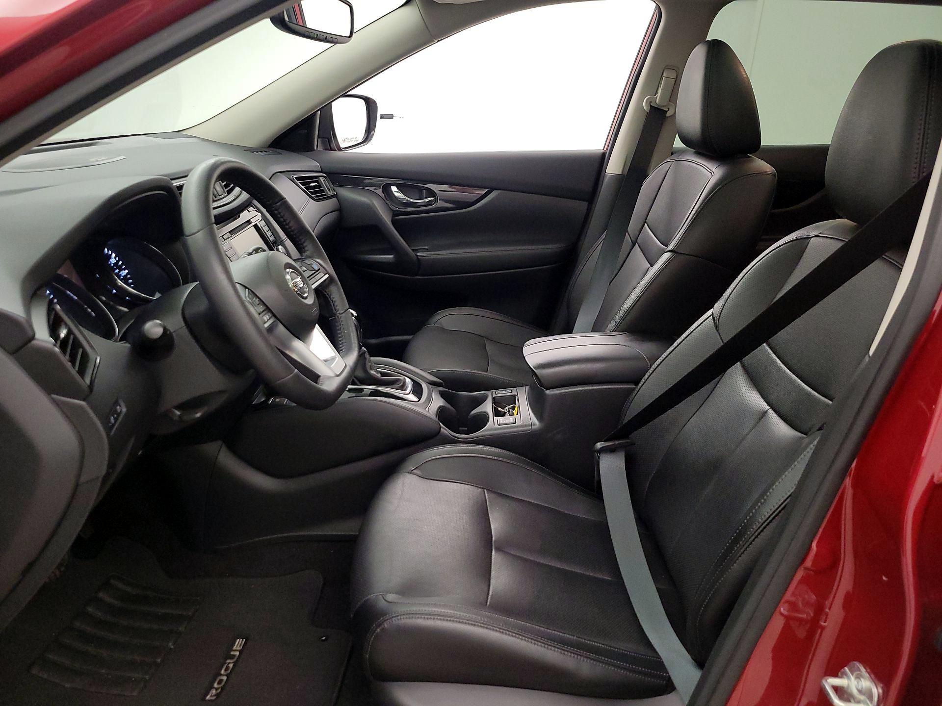 Thumbnail: 2019 Nissan Rogue - 11