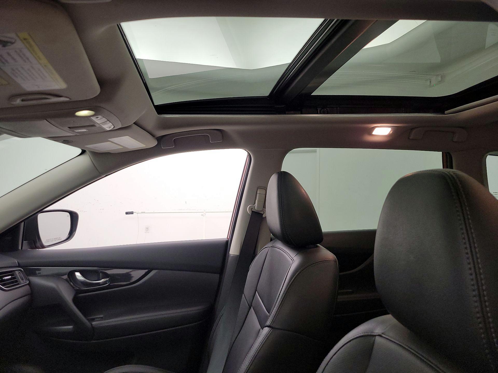 Thumbnail: 2019 Nissan Rogue - 20