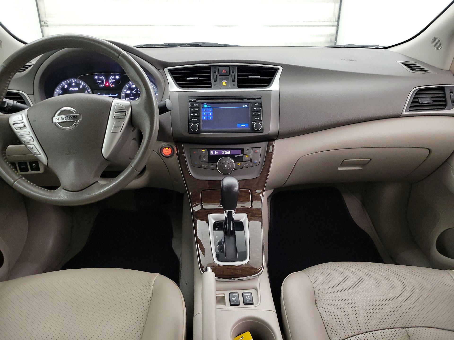 Thumbnail: 2013 Nissan Sentra - 9