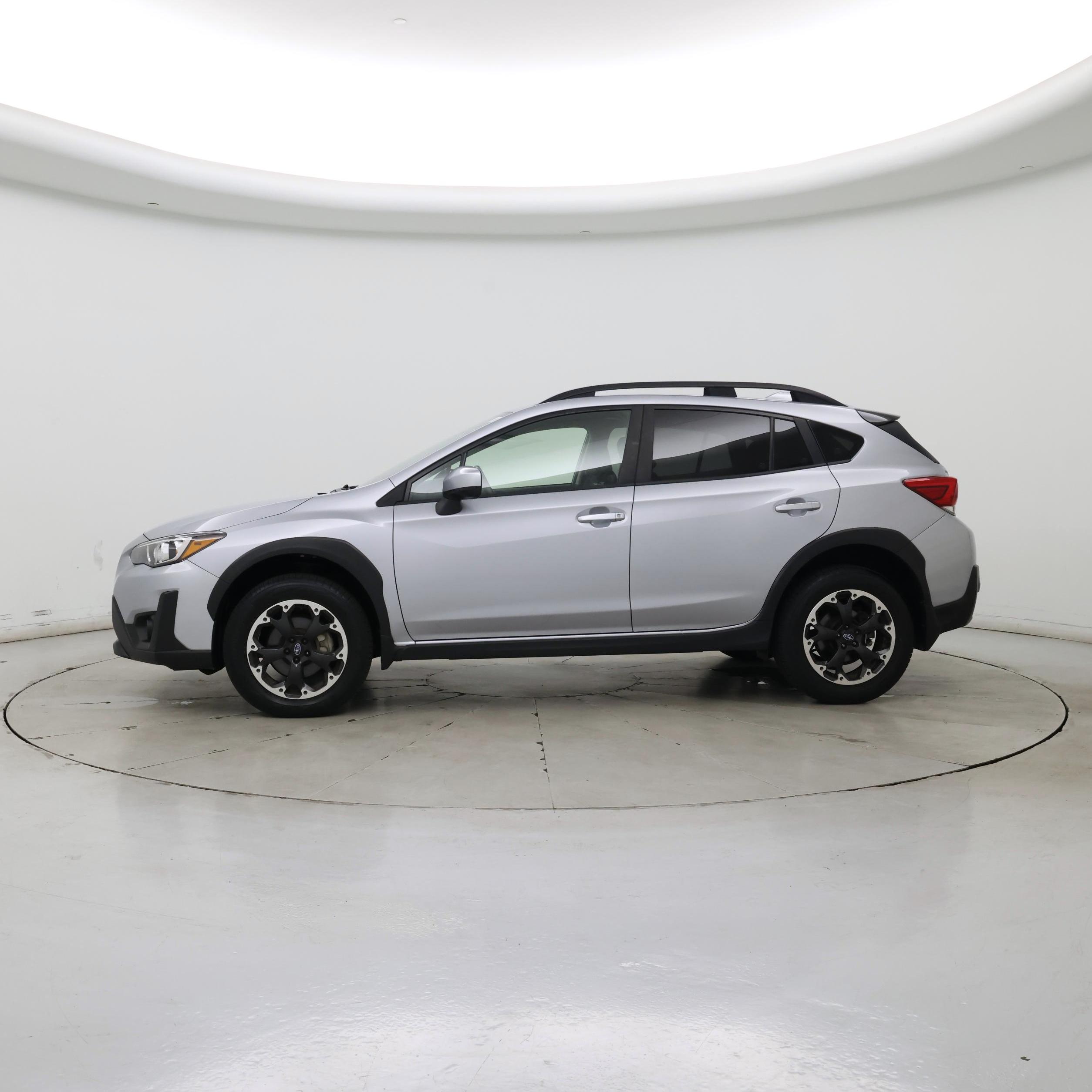 Thumbnail: 2021 Subaru Crosstrek - 3