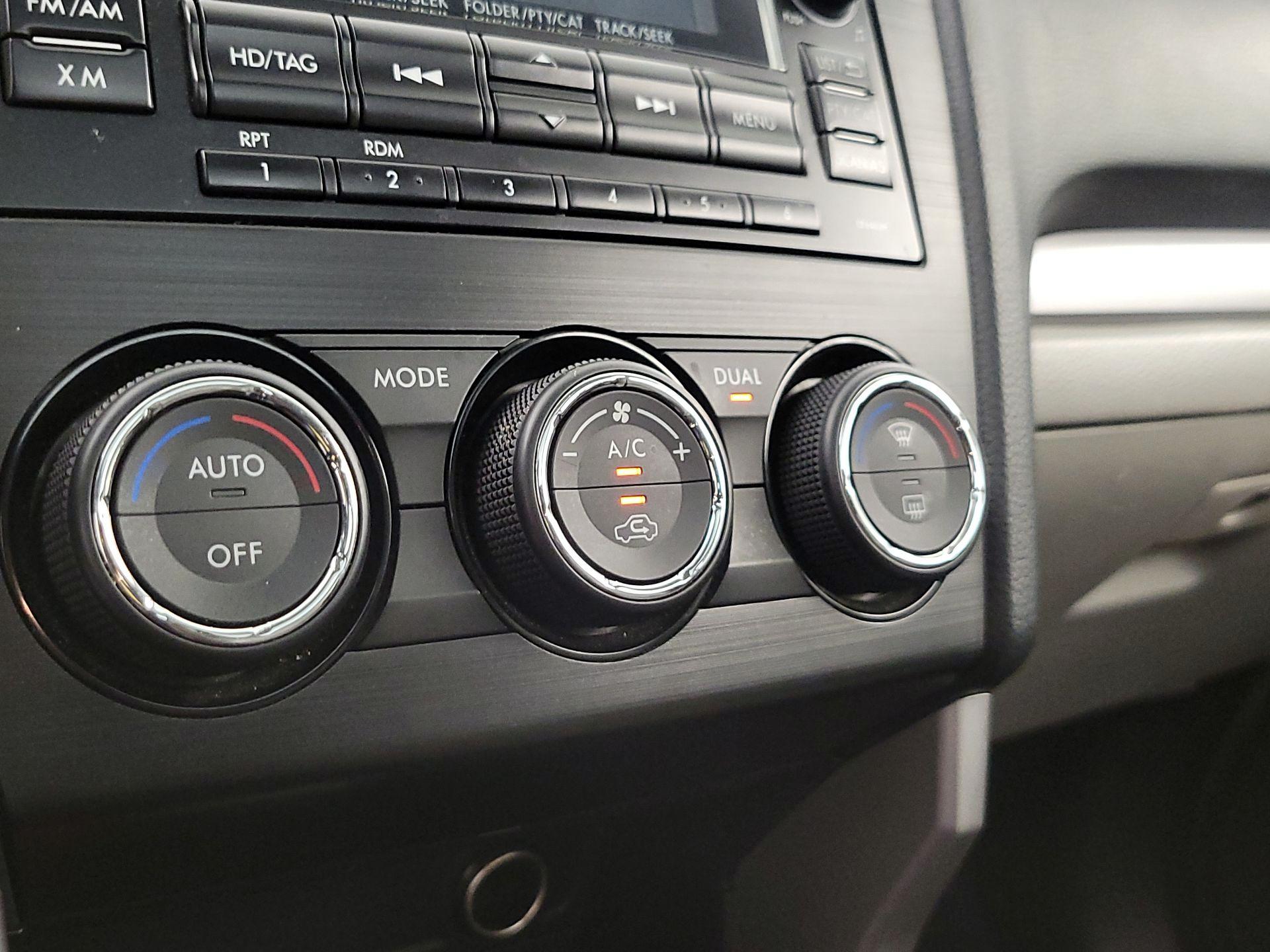 Thumbnail: 2015 Subaru Forester - 16