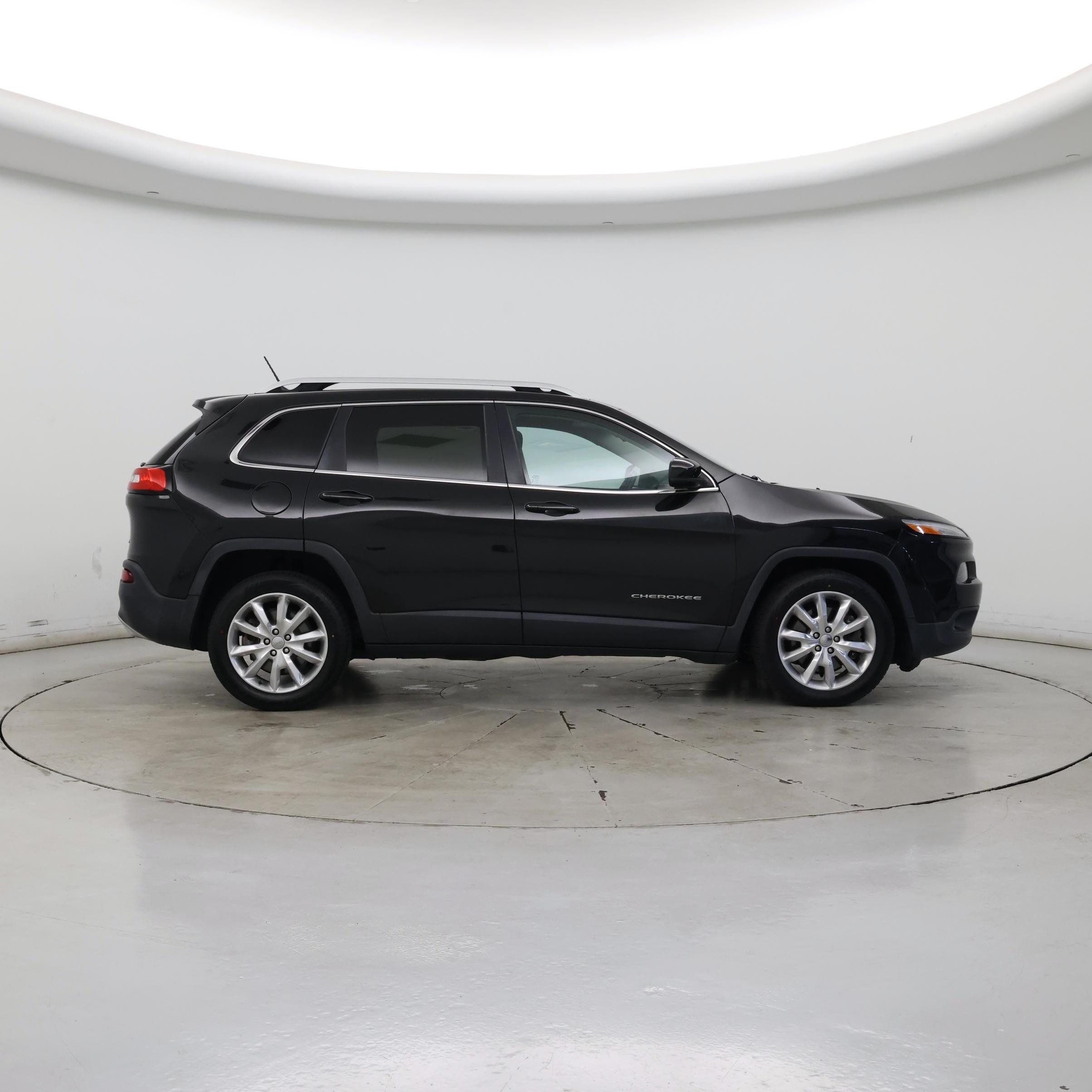 Thumbnail: 2015 Jeep Cherokee - 7