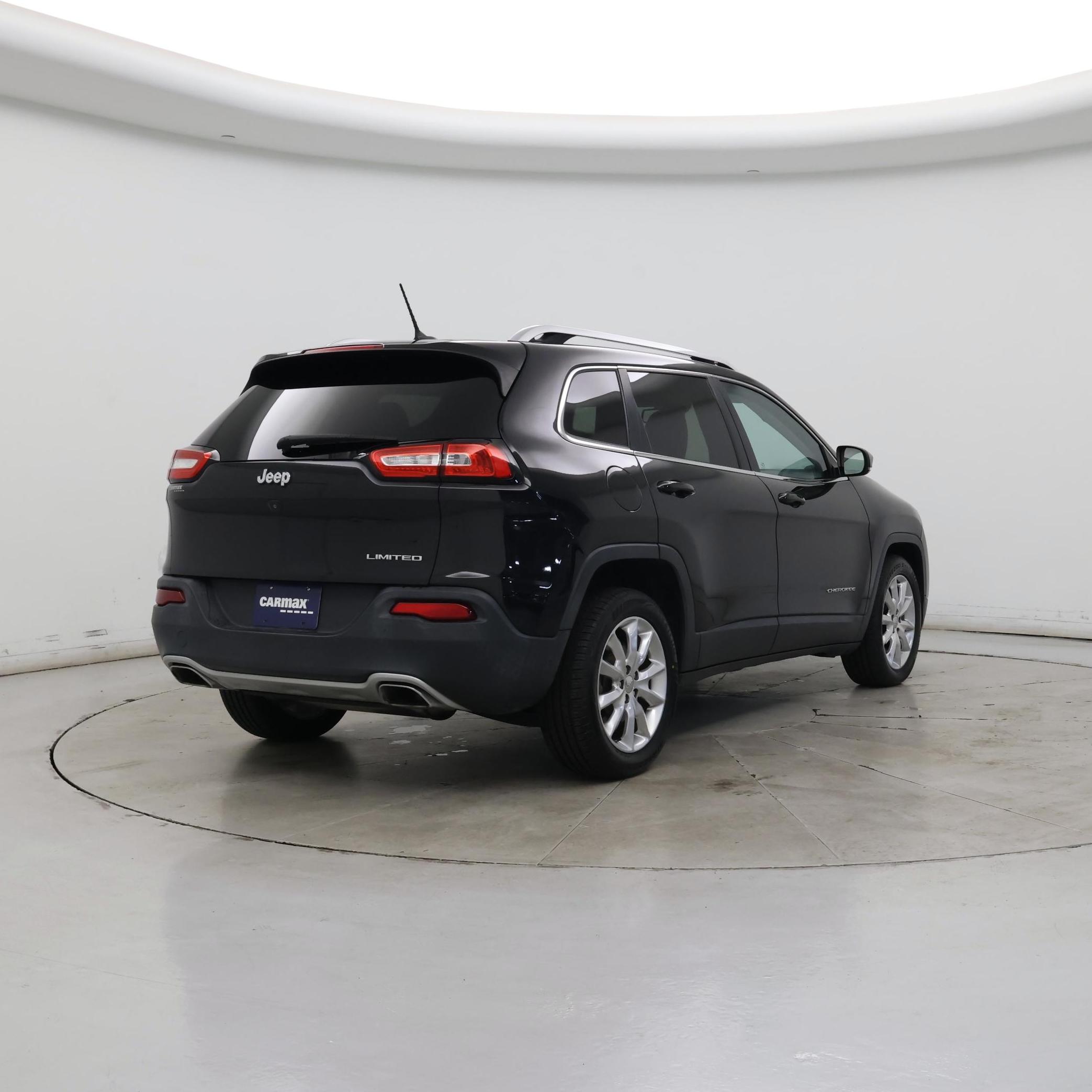 Thumbnail: 2015 Jeep Cherokee - 8