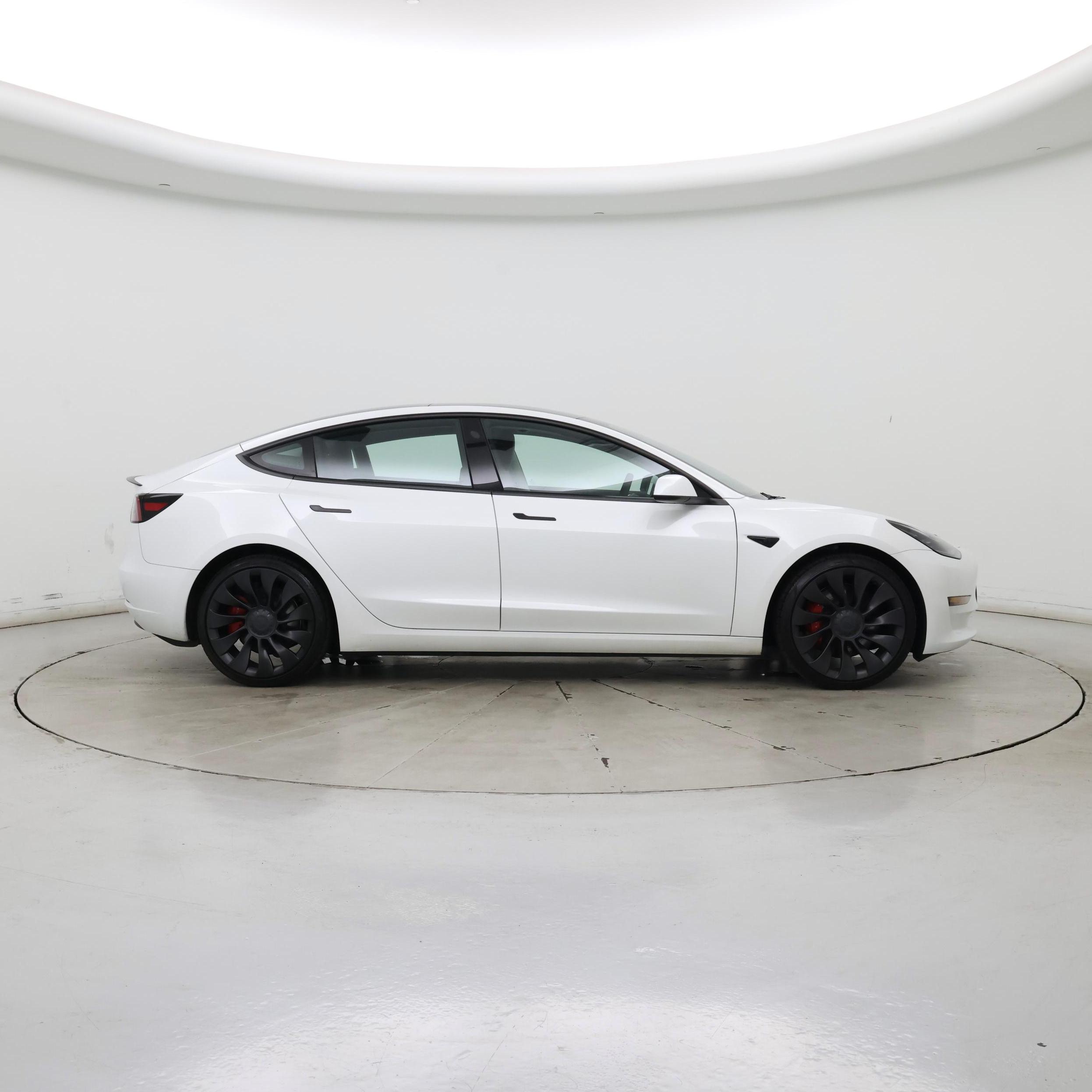 Thumbnail: 2023 Tesla Model 3 - 7