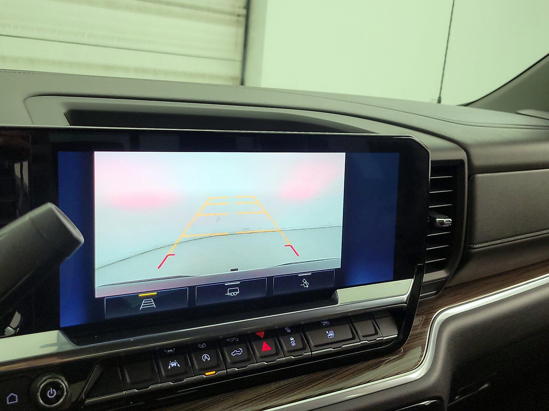 Thumbnail: 2022 Chevrolet Silverado 1500 - 14