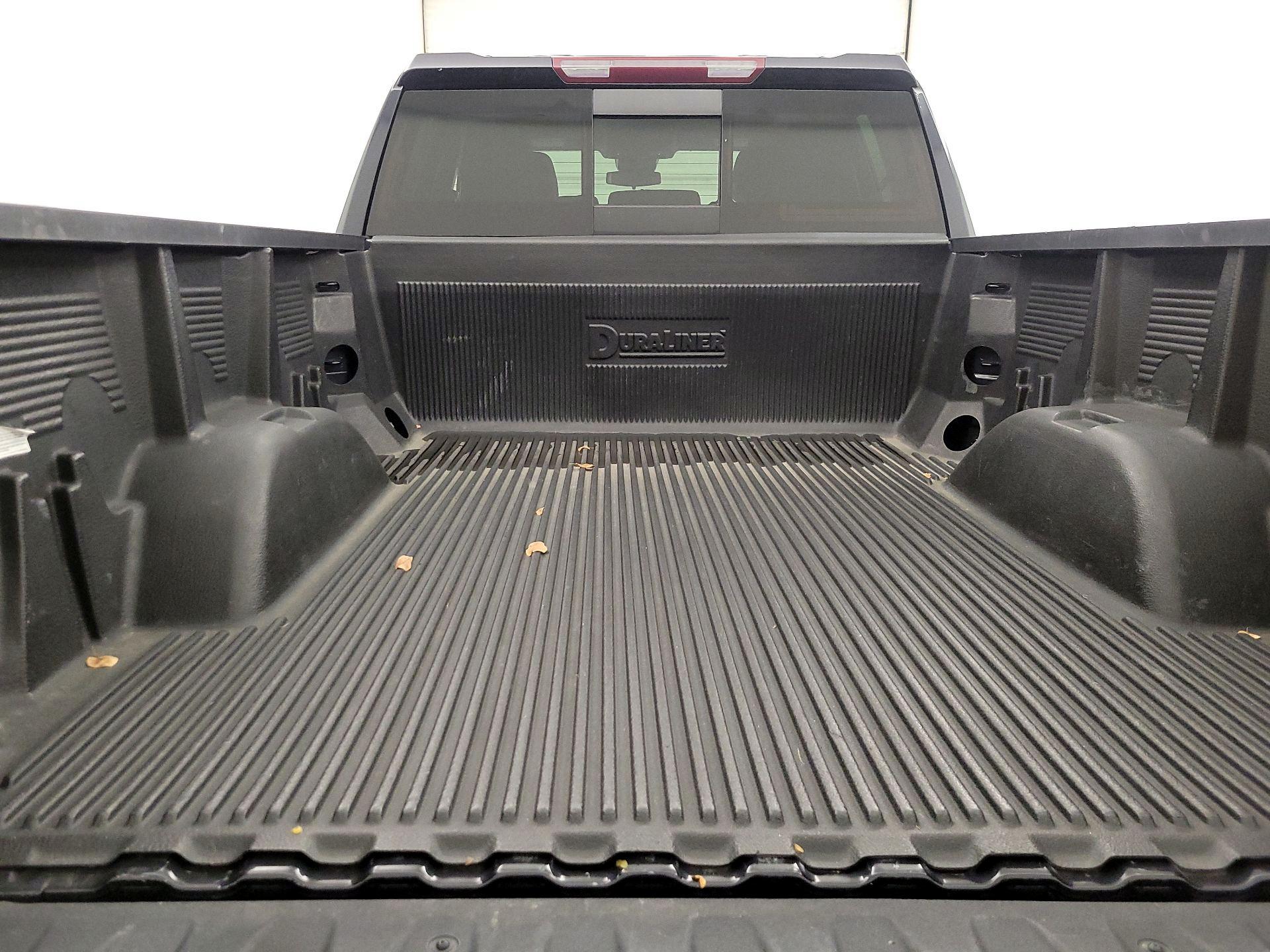 Thumbnail: 2022 Chevrolet Silverado 1500 - 20