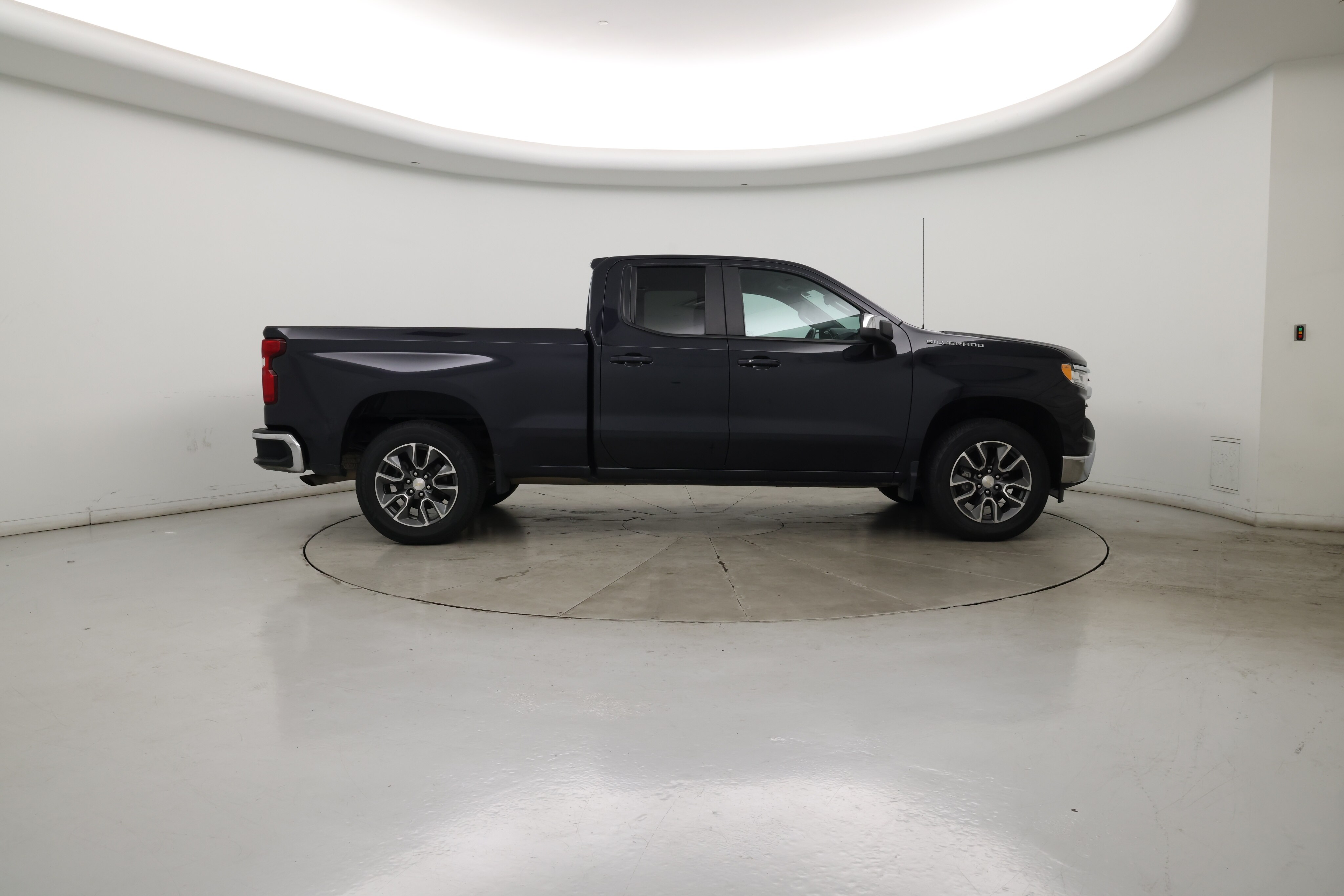 Thumbnail: 2022 Chevrolet Silverado 1500 - 7