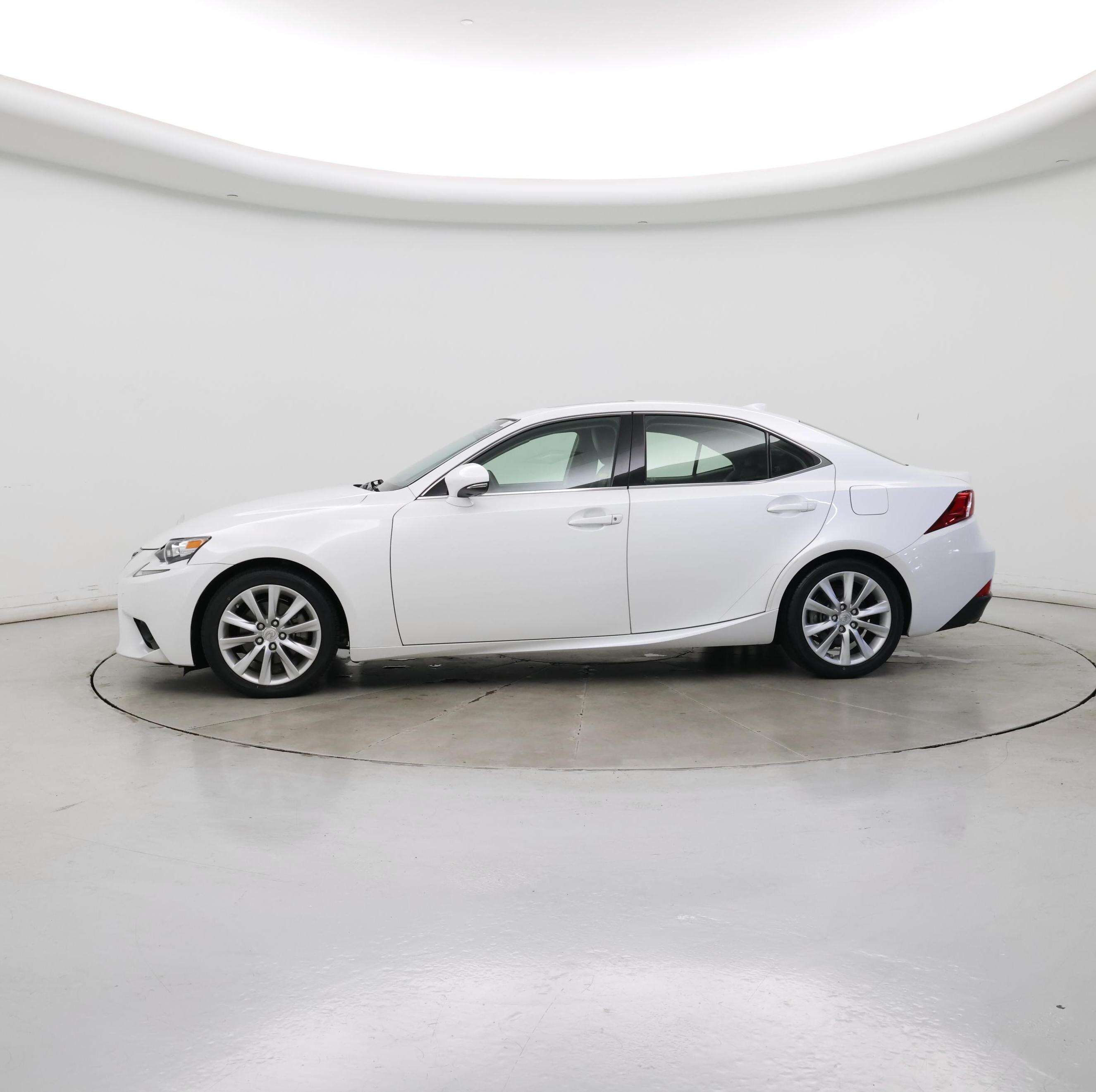 Thumbnail: 2014 Lexus IS - 3