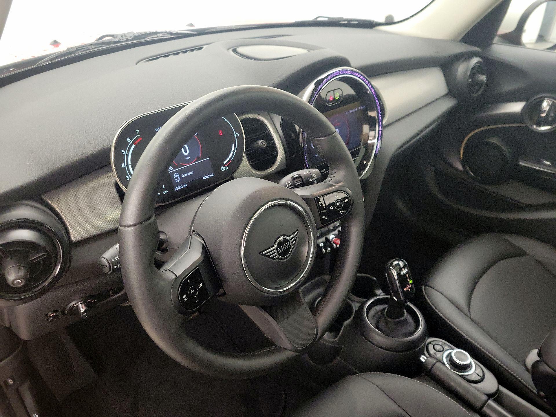Thumbnail: 2023 MINI Cooper Hardtop - 9