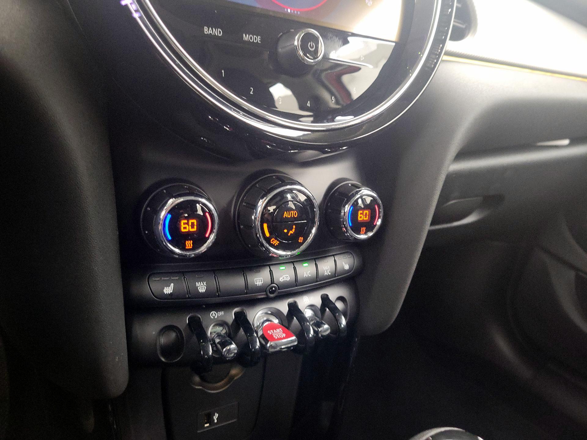 Thumbnail: 2023 MINI Cooper Hardtop - 16