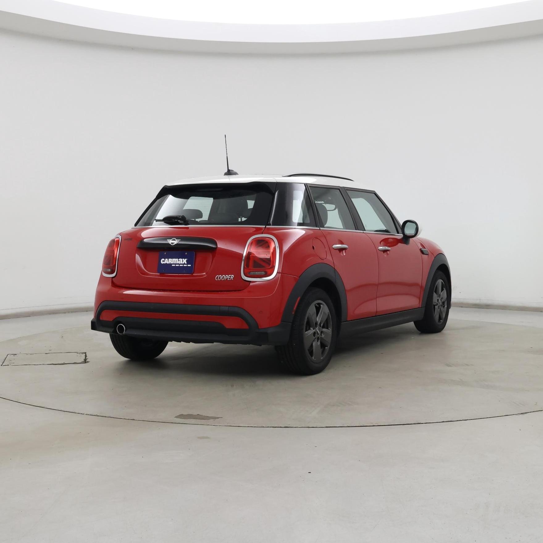 Thumbnail: 2023 MINI Cooper Hardtop - 8