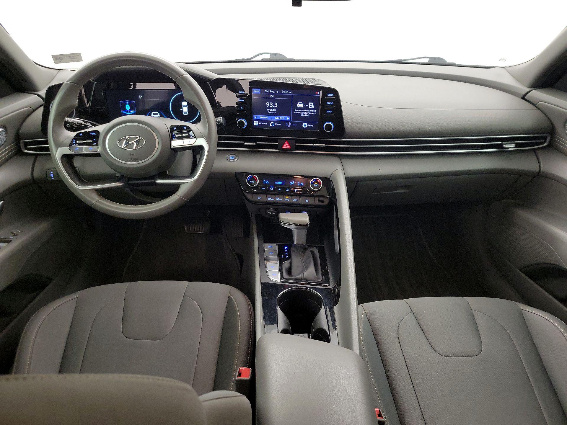 Thumbnail: 2022 Hyundai Elantra - 9