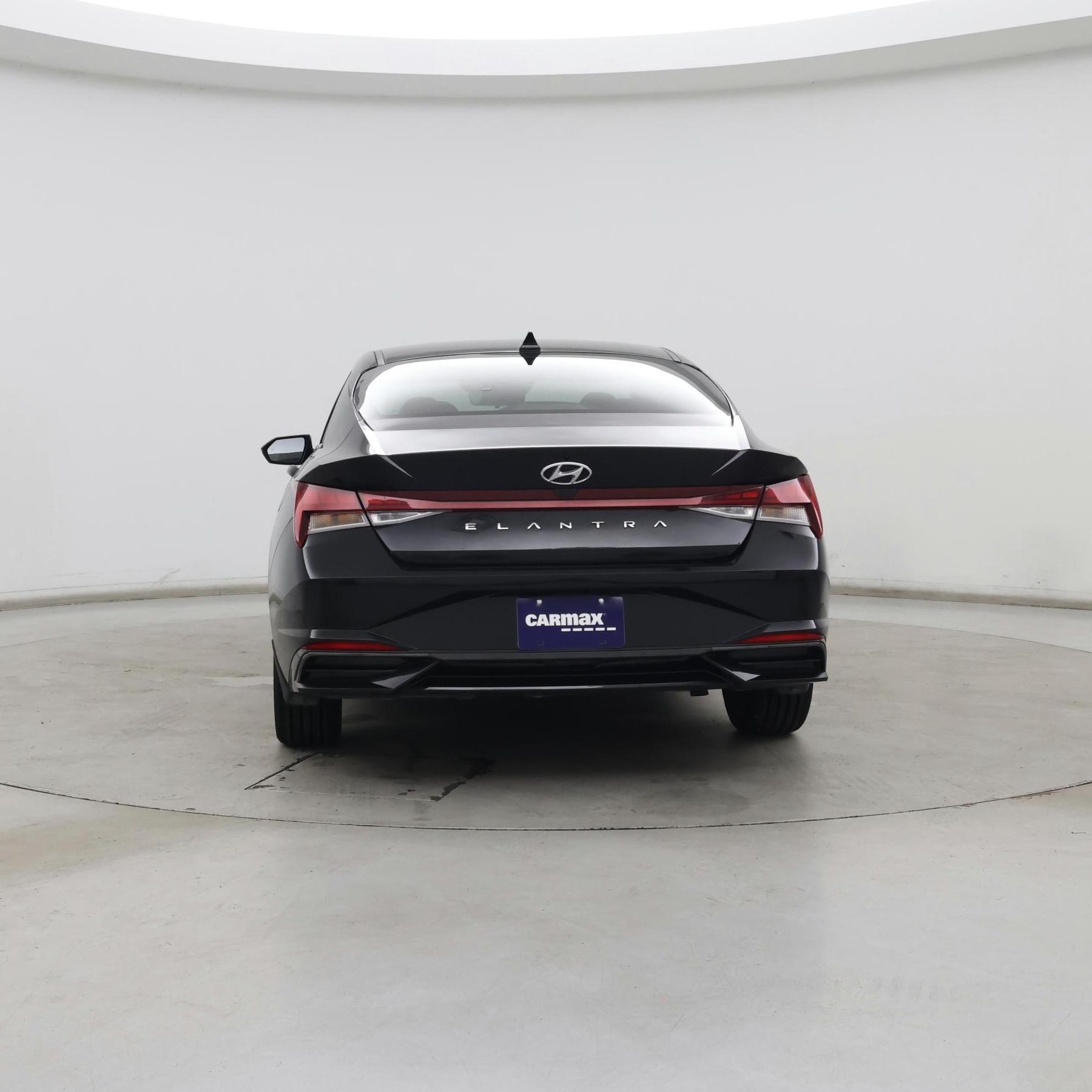 Thumbnail: 2022 Hyundai Elantra - 6