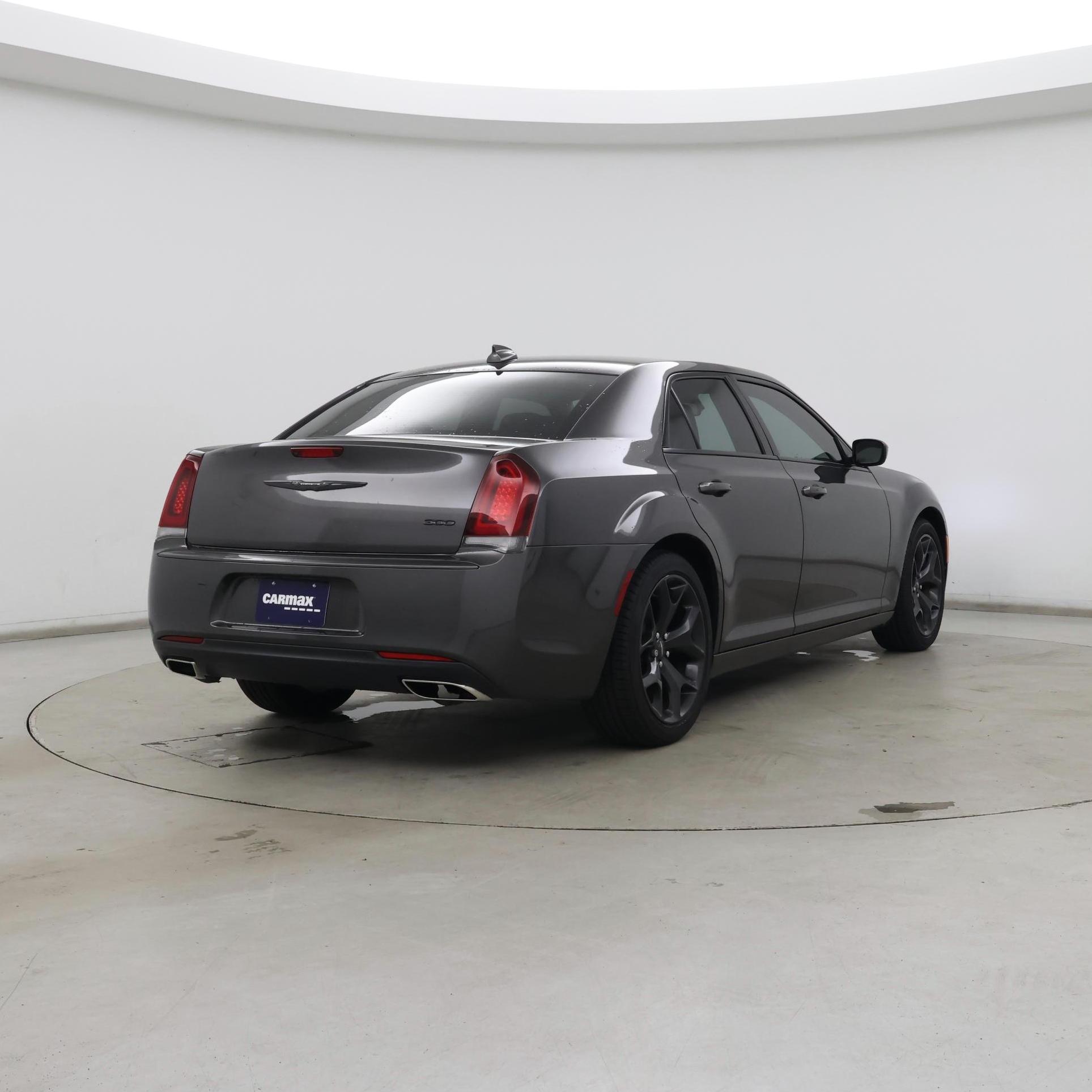 Thumbnail: 2021 Chrysler 300 - 8