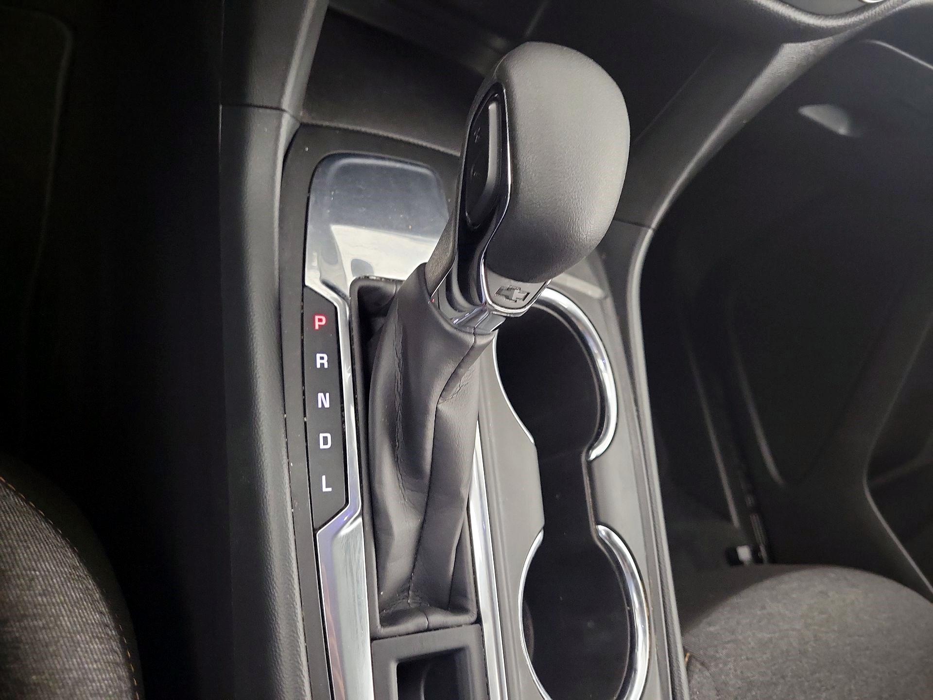 Thumbnail: 2022 Chevrolet Equinox - 15