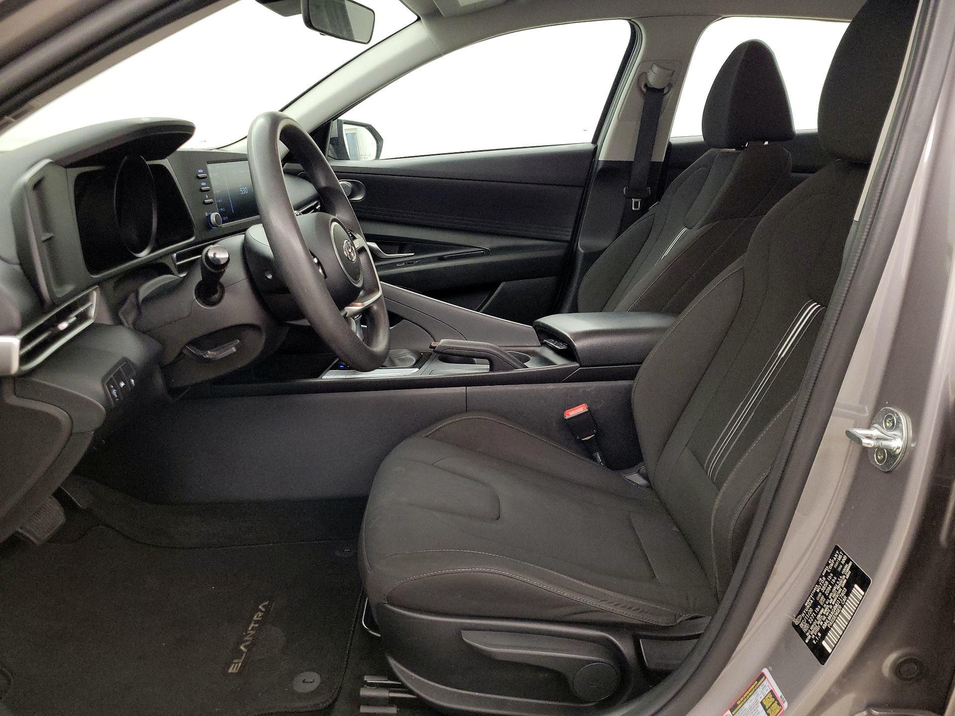 Thumbnail: 2021 Hyundai Elantra - 11