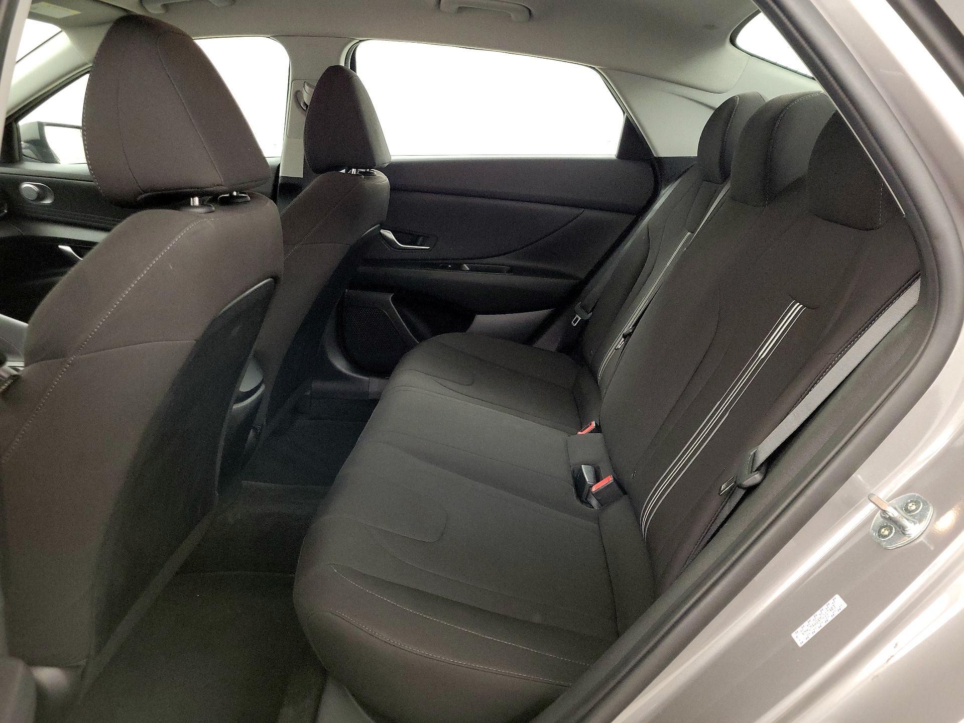 Thumbnail: 2021 Hyundai Elantra - 19