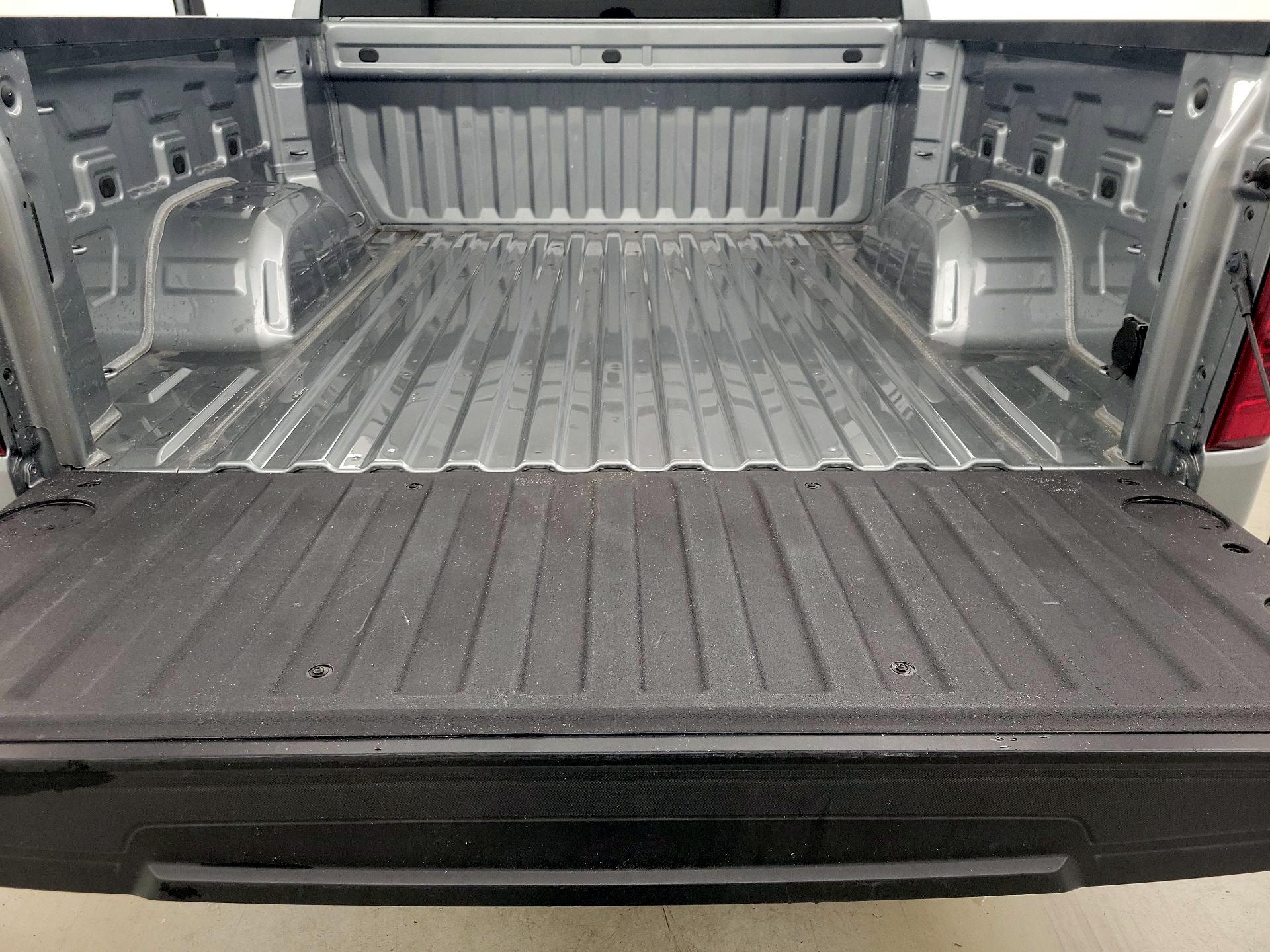 Thumbnail: 2023 Chevrolet Silverado 1500 - 20