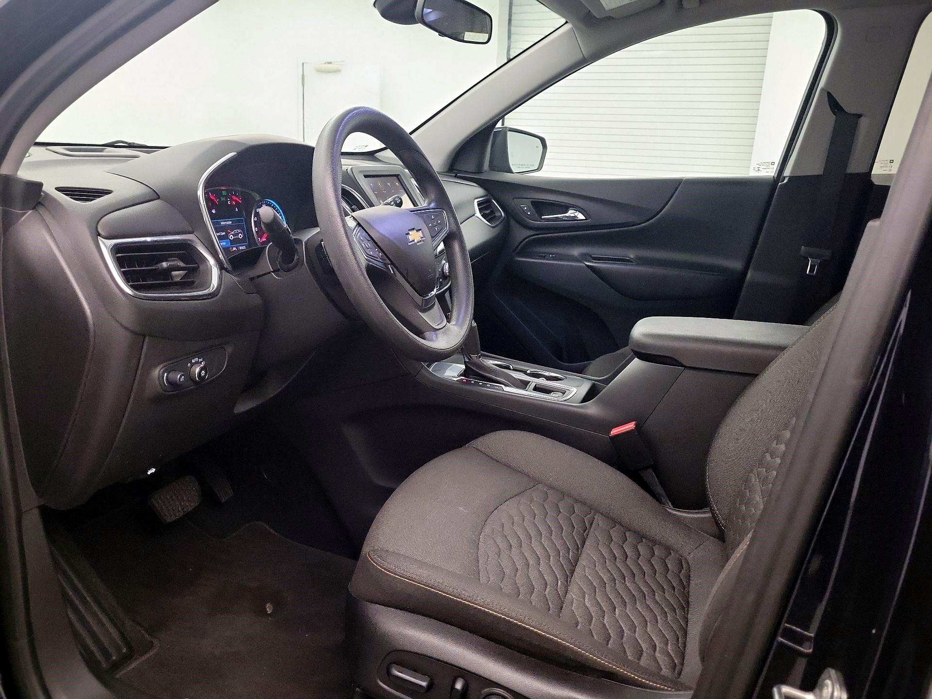 Thumbnail: 2020 Chevrolet Equinox - 9