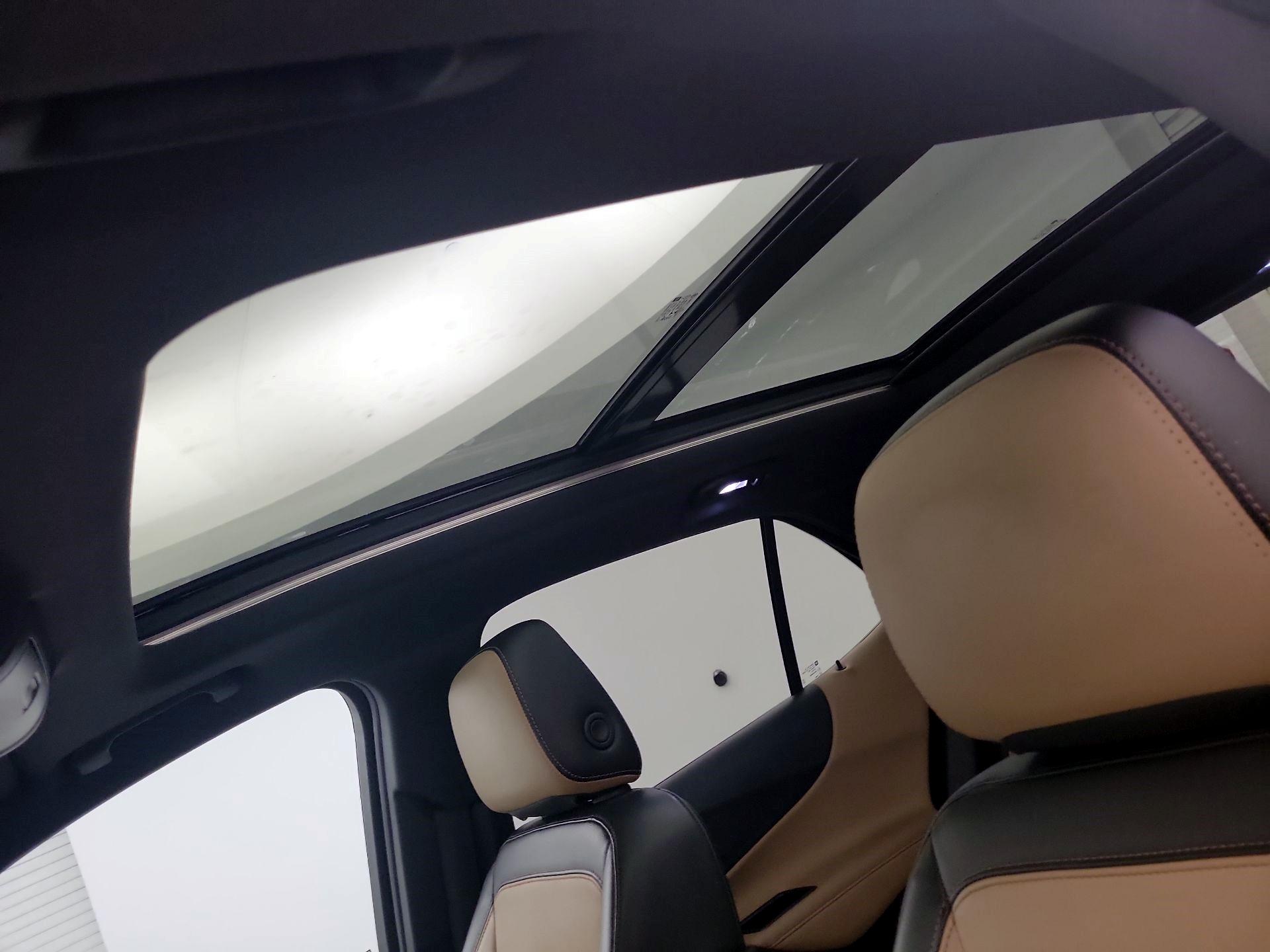 Thumbnail: 2022 Chevrolet Equinox - 17