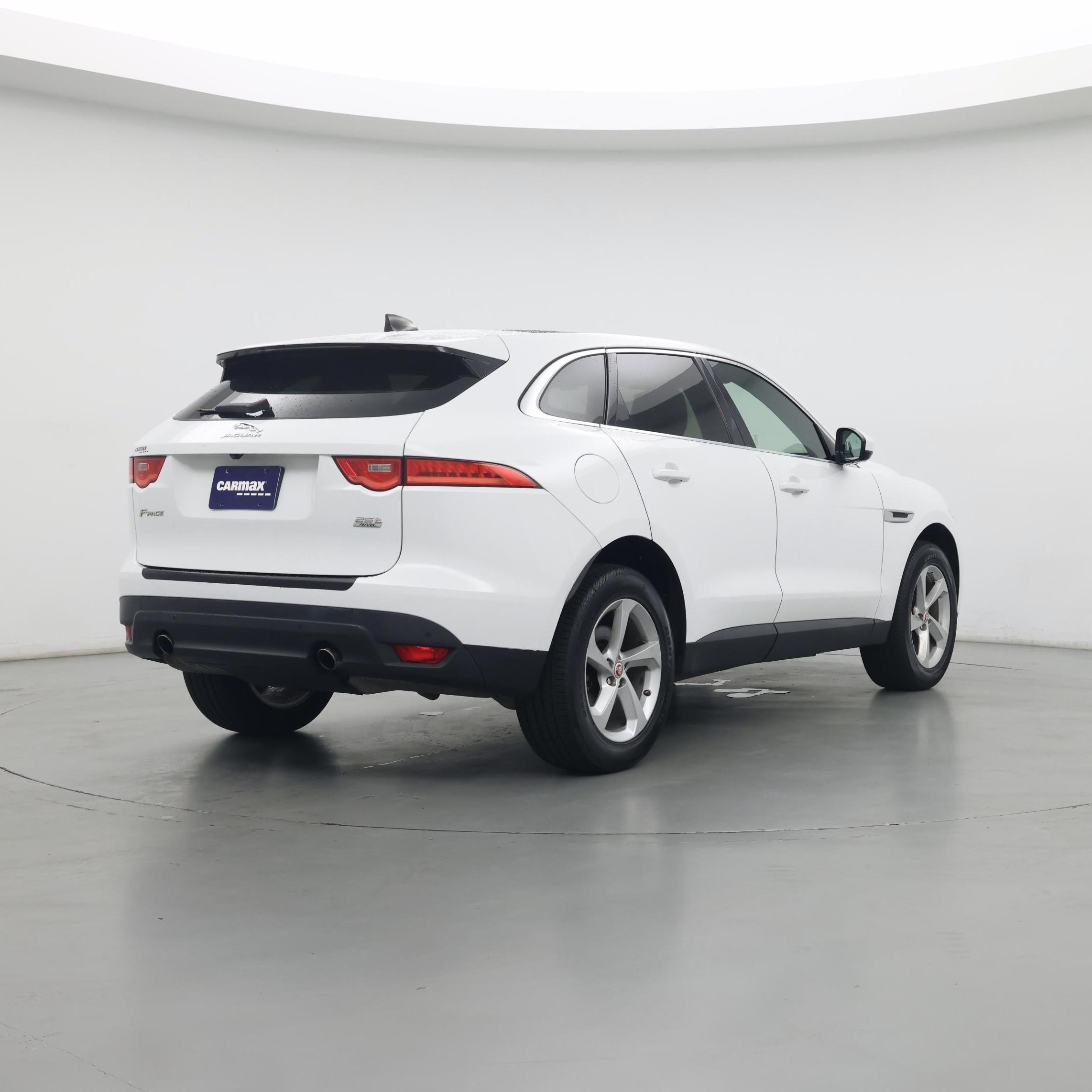 Thumbnail: 2020 Jaguar F-Pace - 8