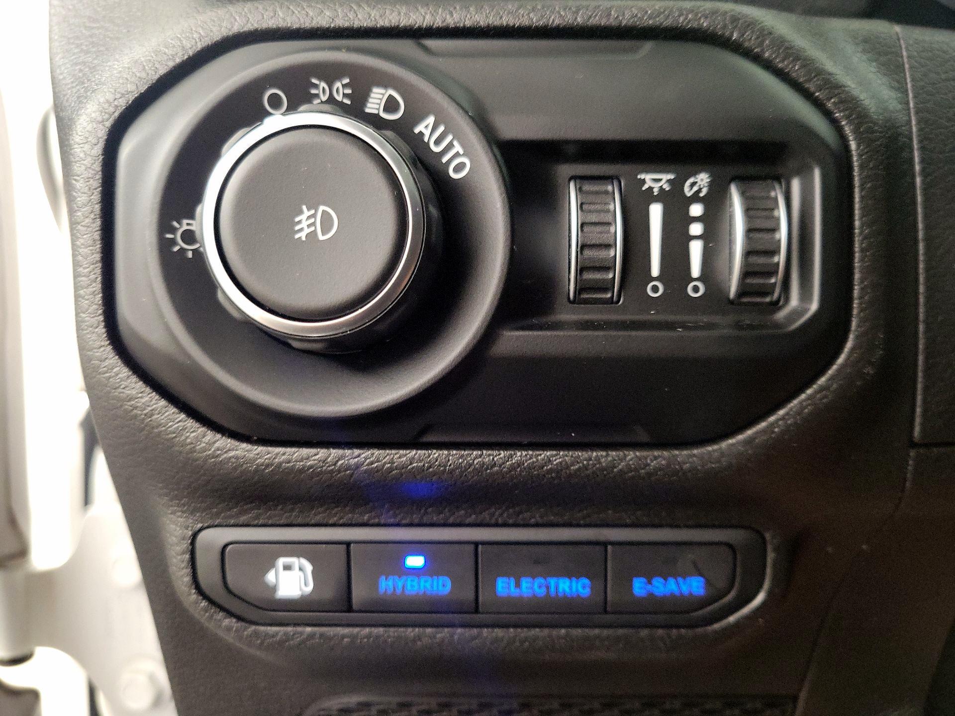 Thumbnail: 2021 Jeep Wrangler - 13