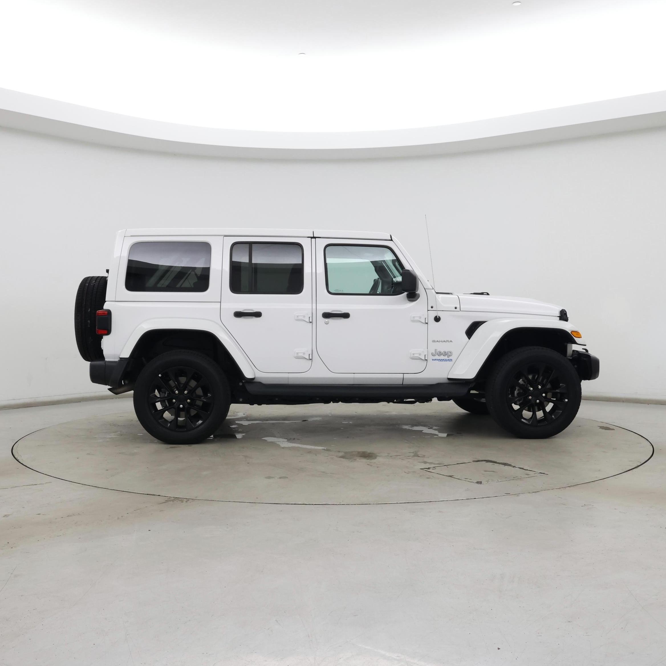 Thumbnail: 2021 Jeep Wrangler - 7