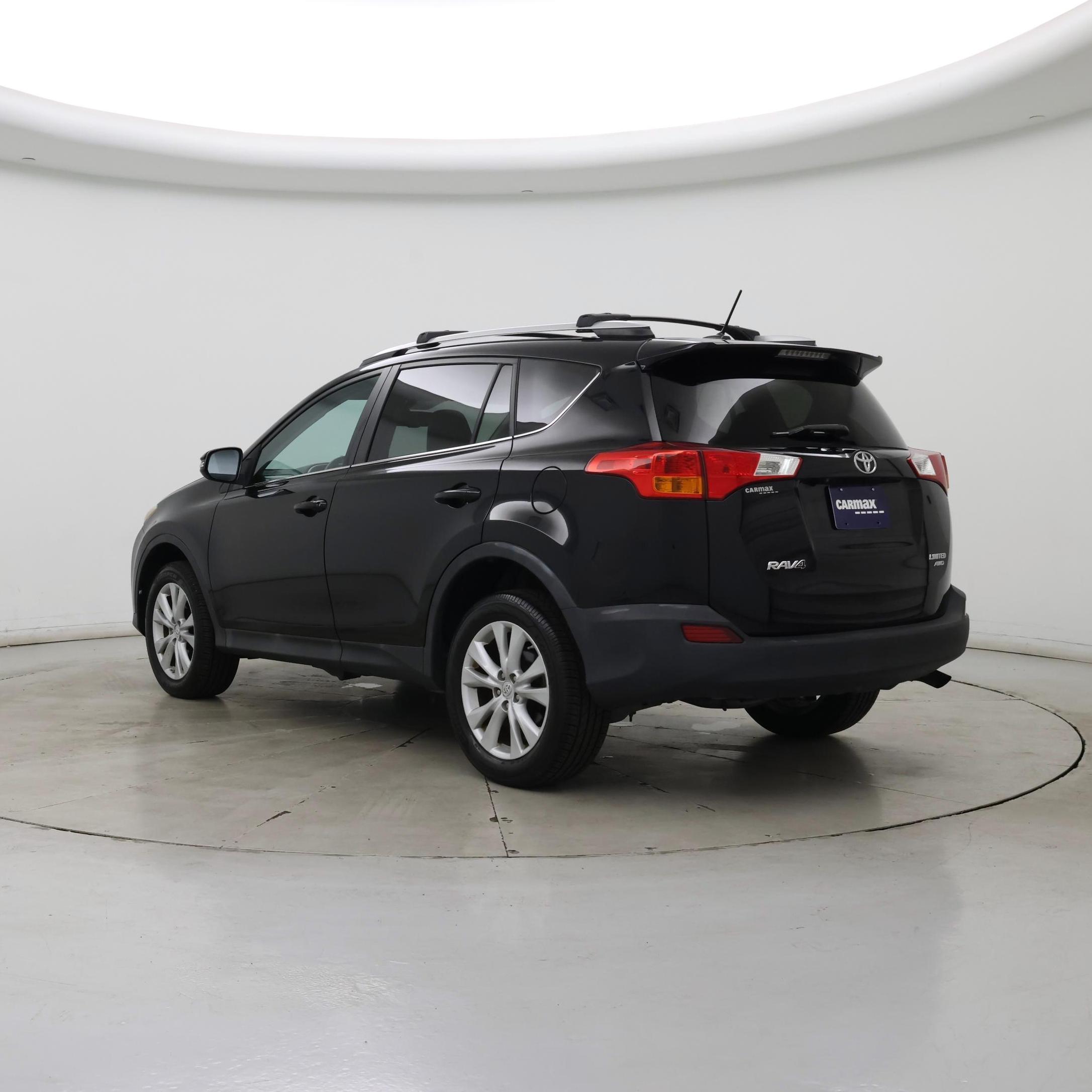 Thumbnail: 2014 Toyota RAV4 - 2