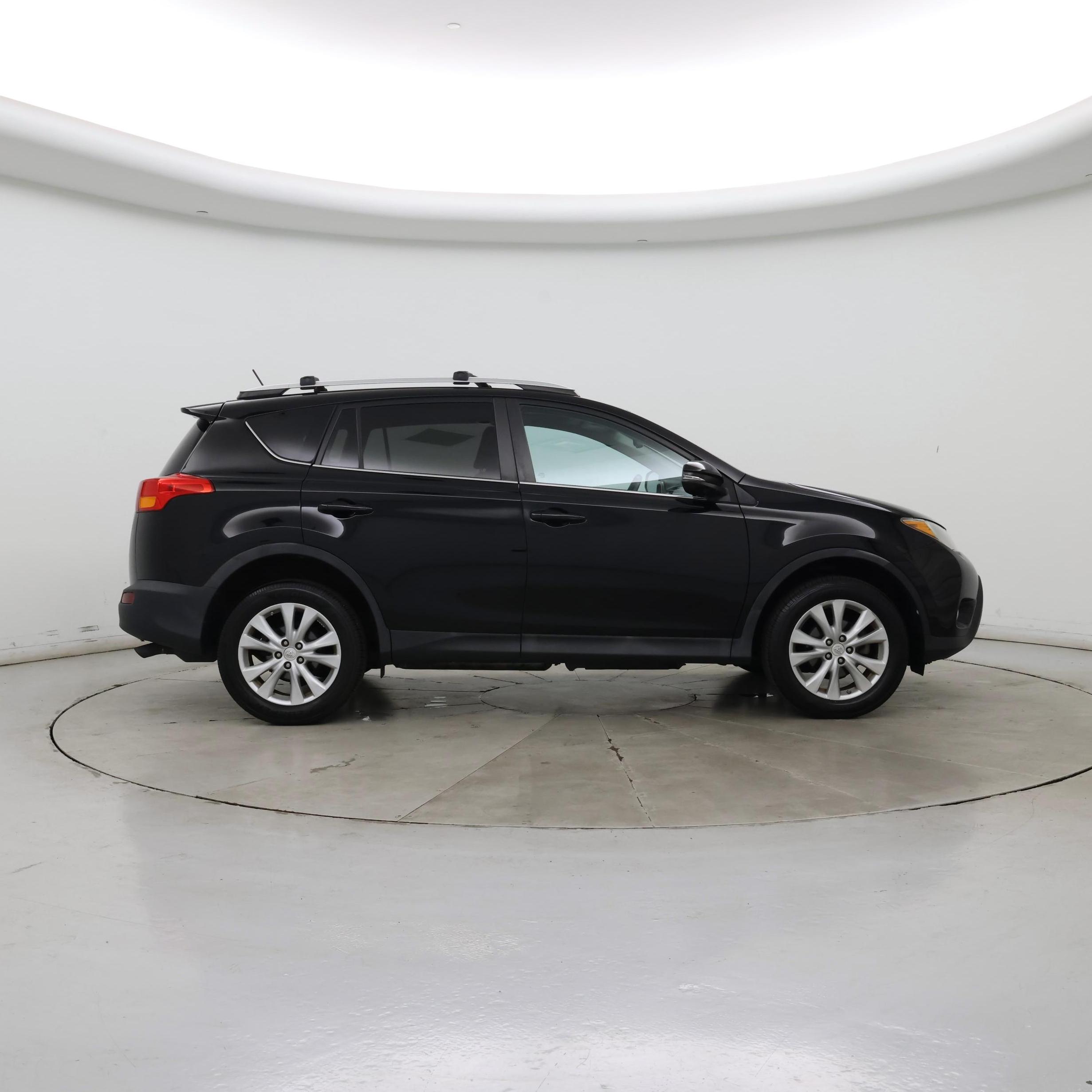 Thumbnail: 2014 Toyota RAV4 - 7