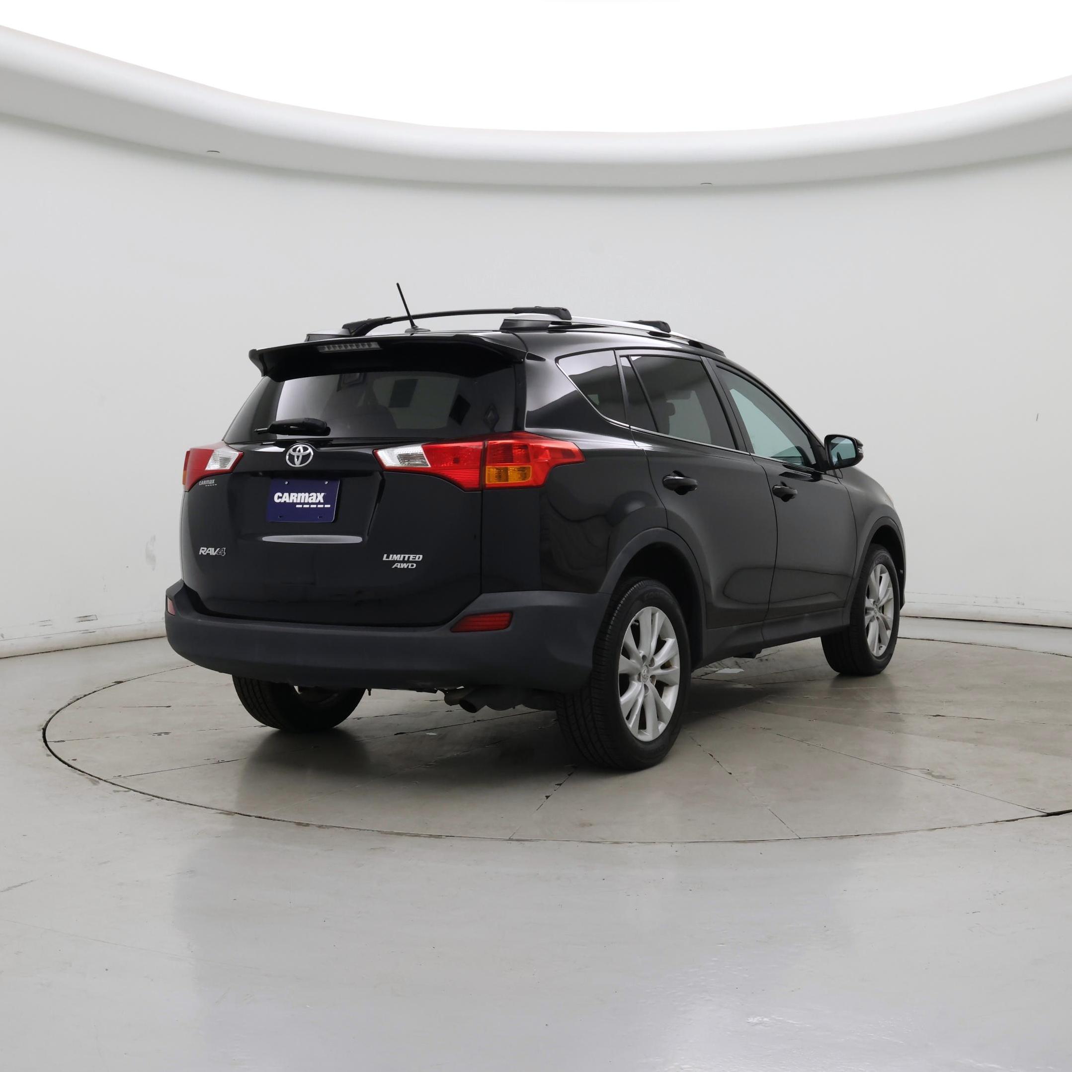 Thumbnail: 2014 Toyota RAV4 - 8