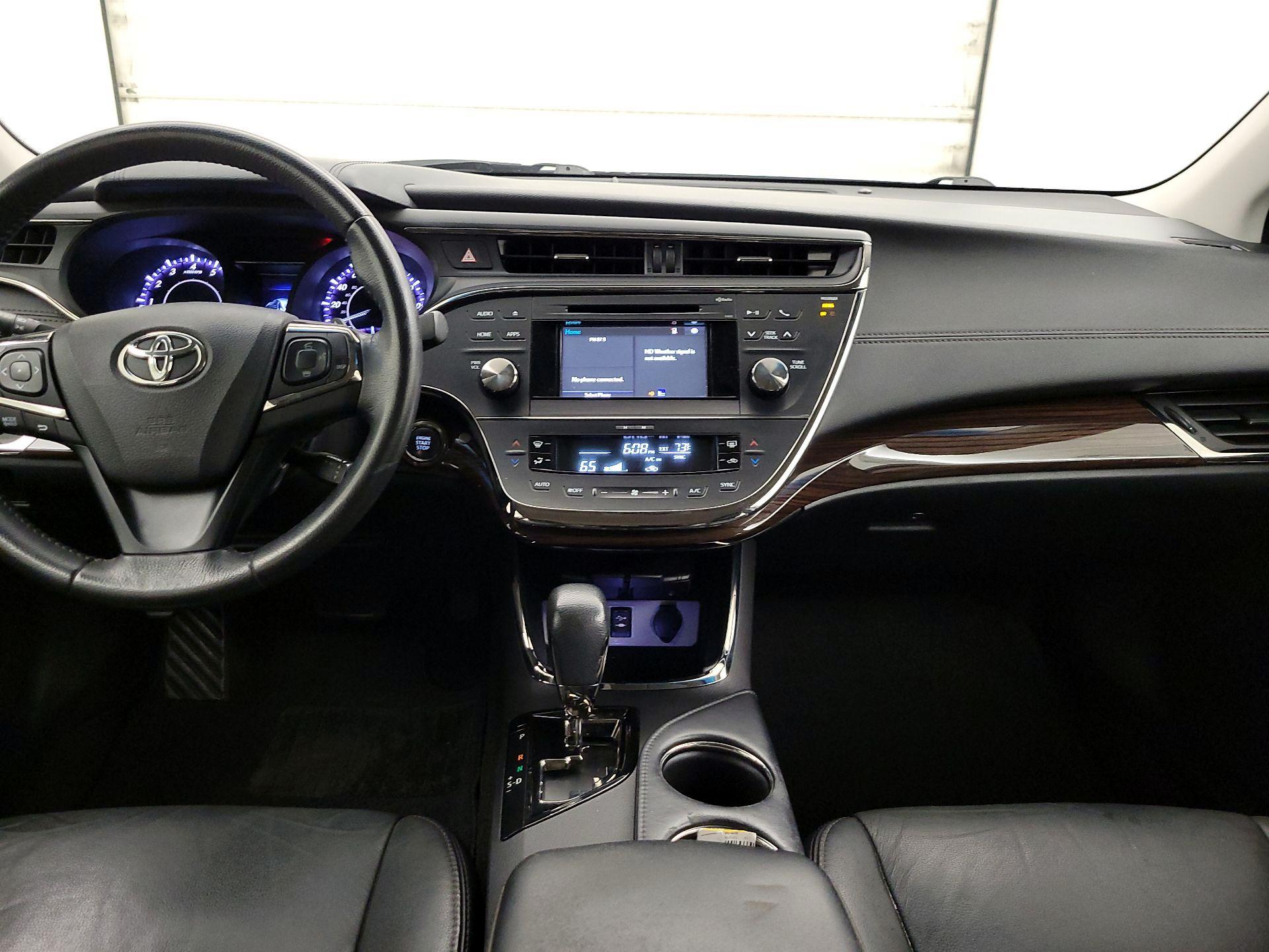 Thumbnail: 2015 Toyota Avalon - 9