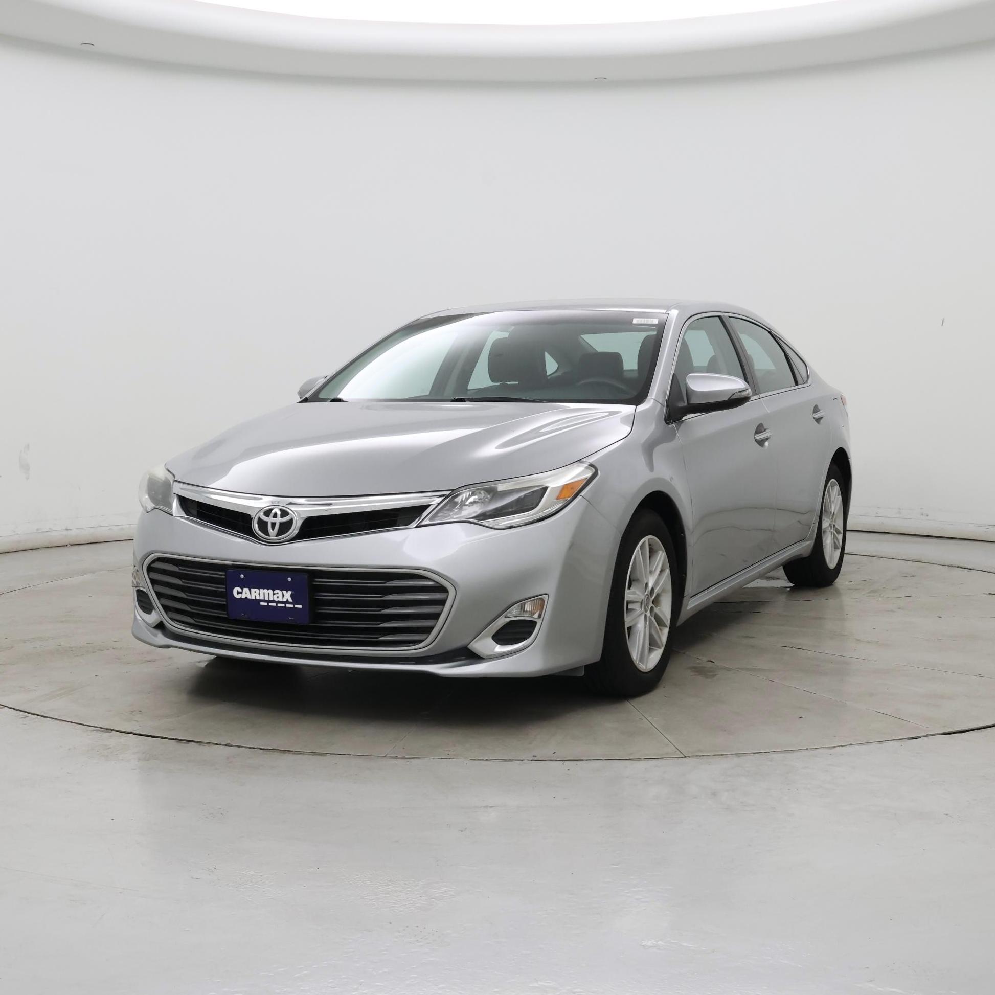 Thumbnail: 2015 Toyota Avalon - 4